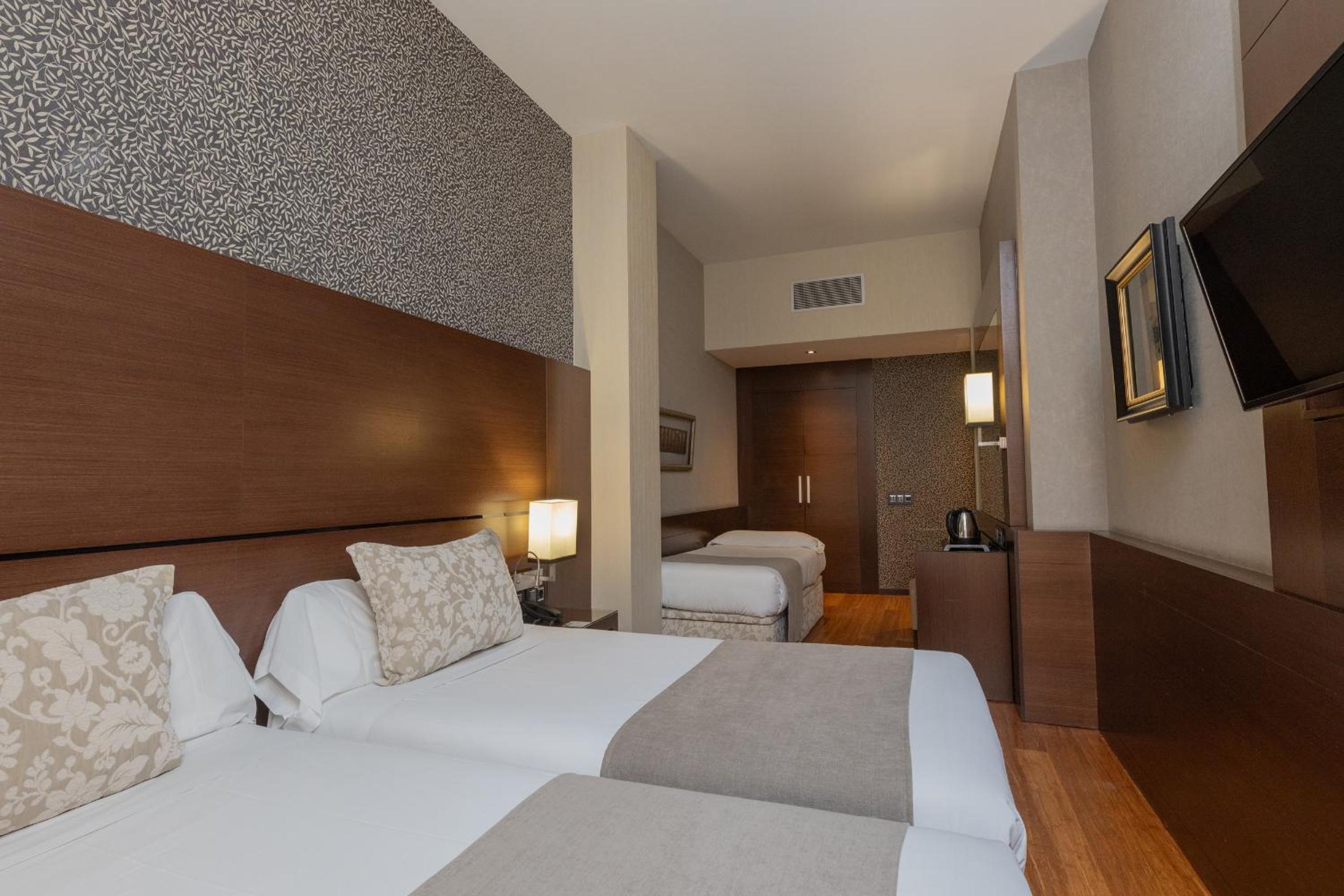 Habitación Doble con Cama Extra