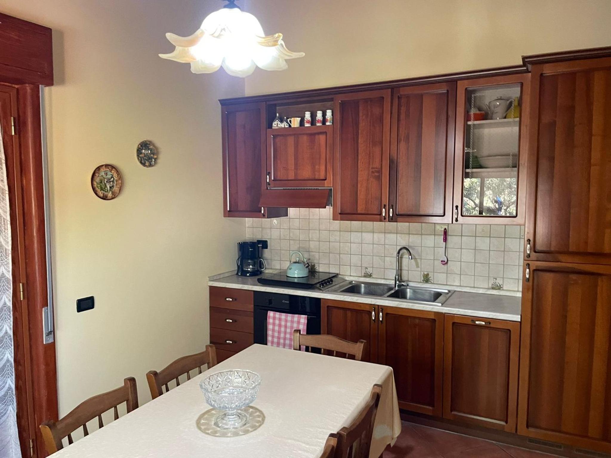 Three-Bedroom House photo 2