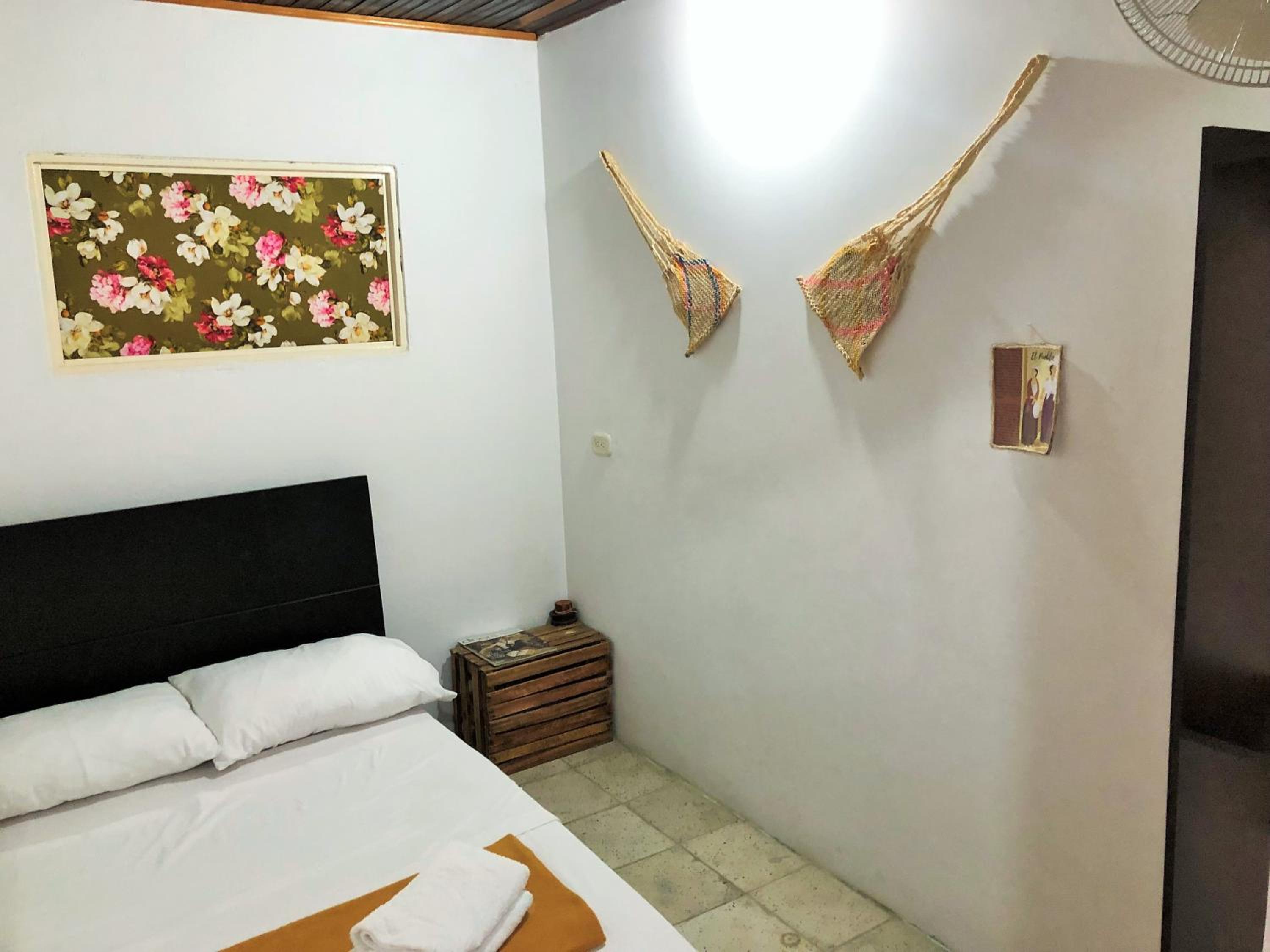 Standard Double Room with Shared Bathroom photo 3