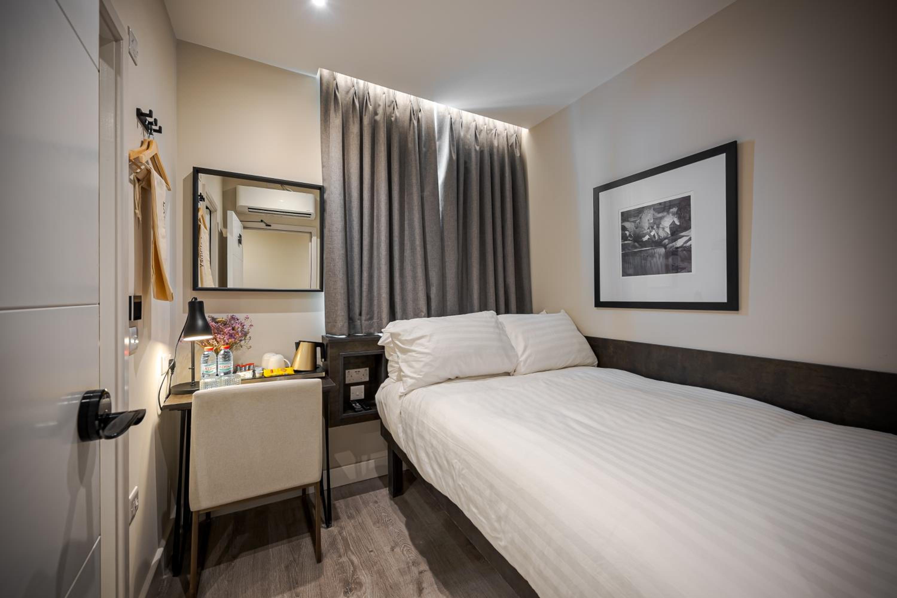 Small Double Room photo 2