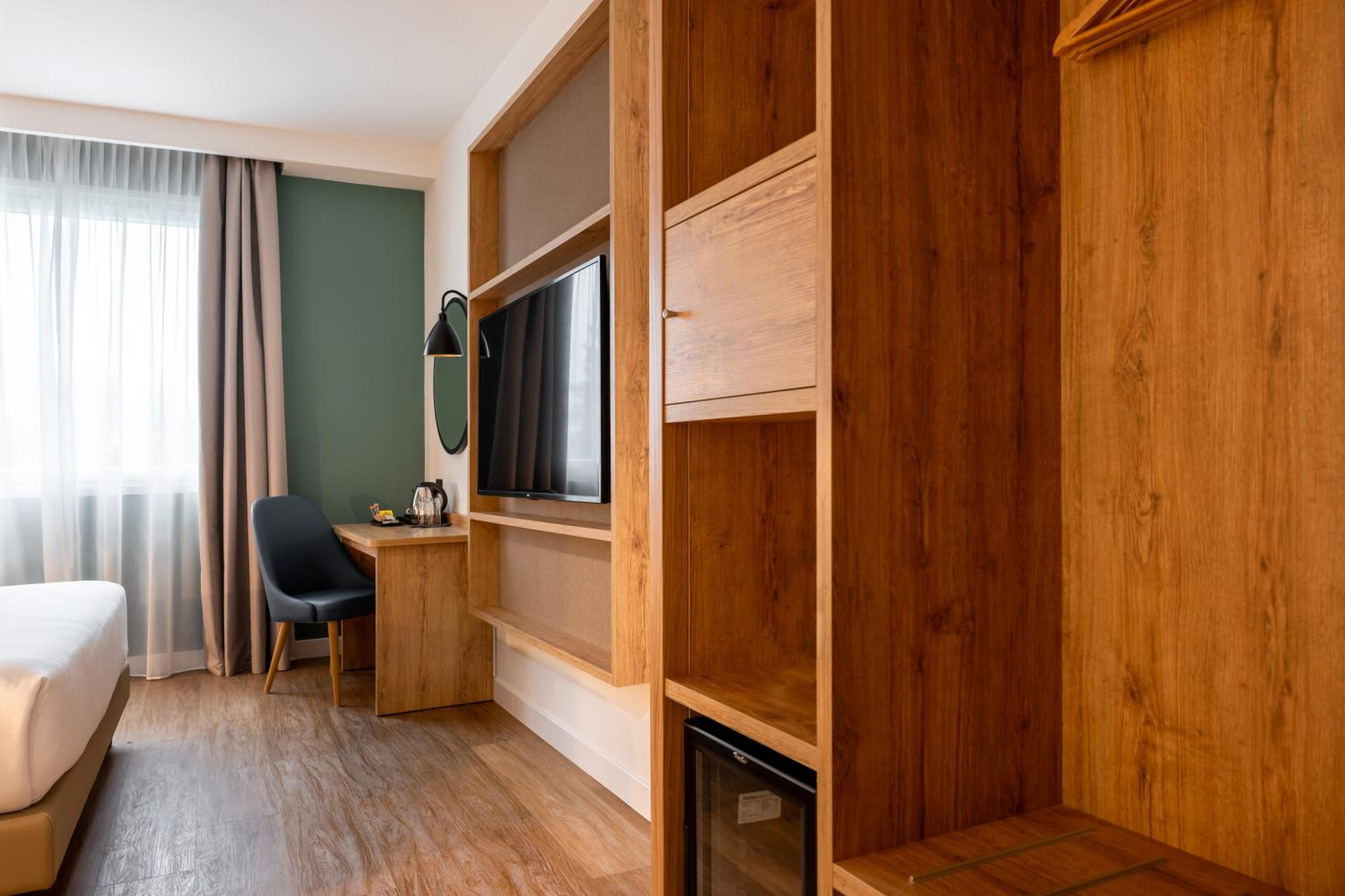 King Room with Balcony