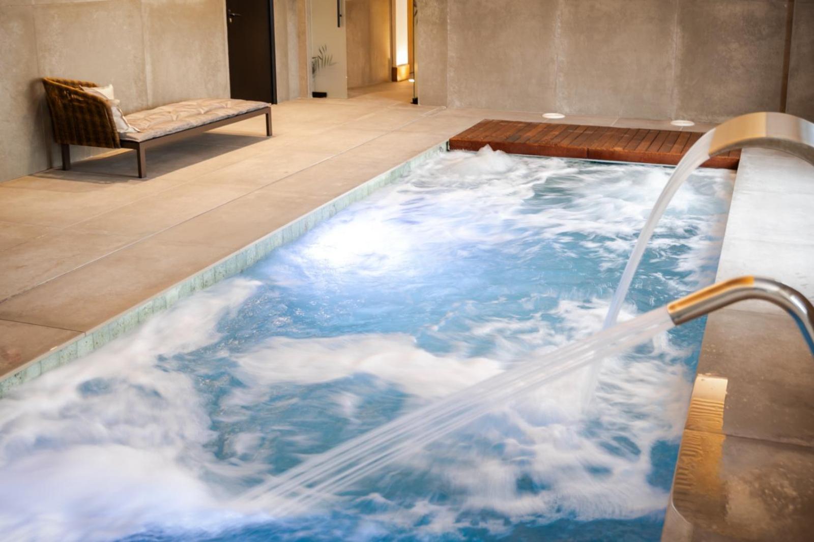 Habitación Doble o Twin Deluxe con Acceso a la Piscina