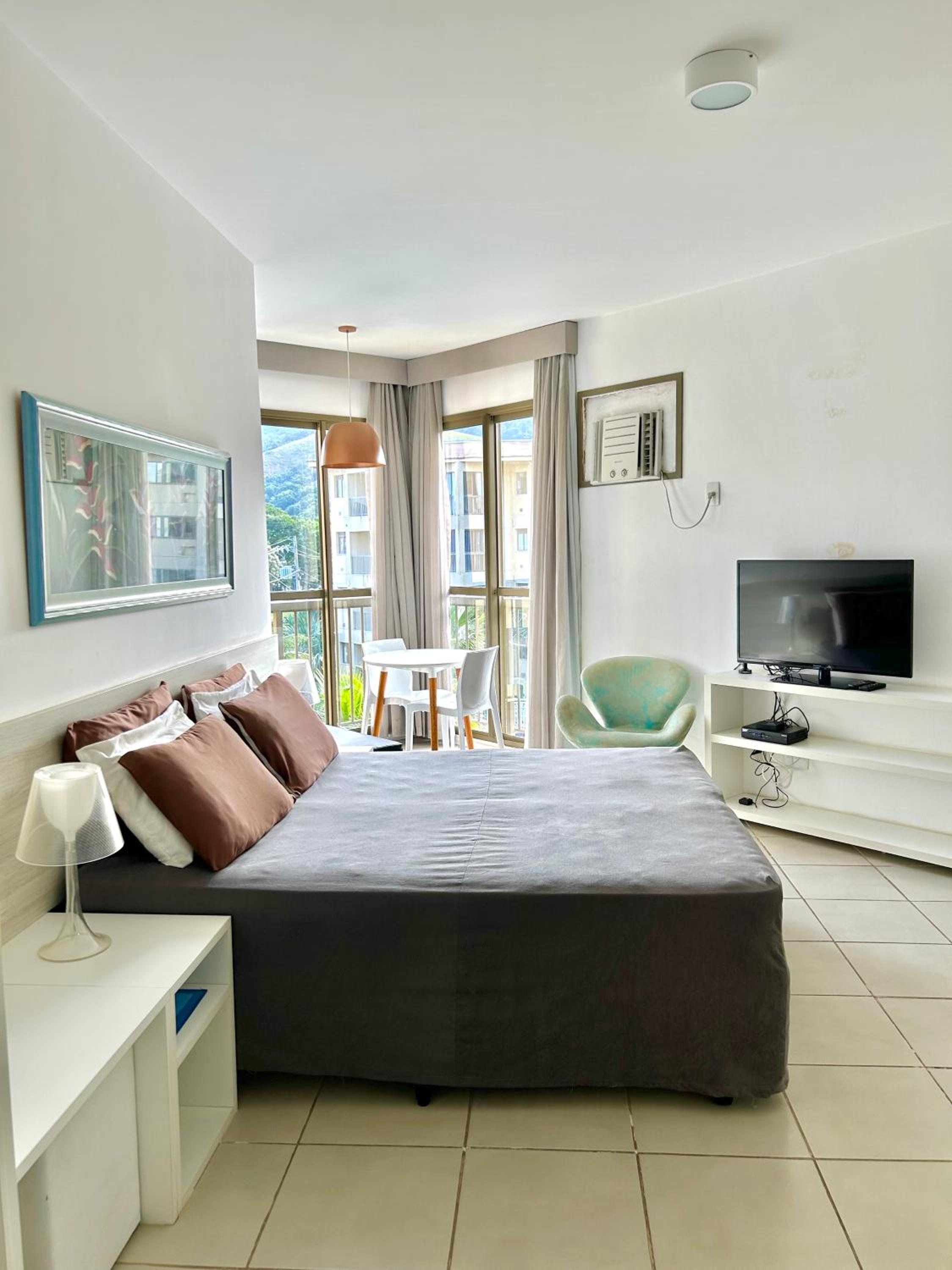 Apartment photo 1