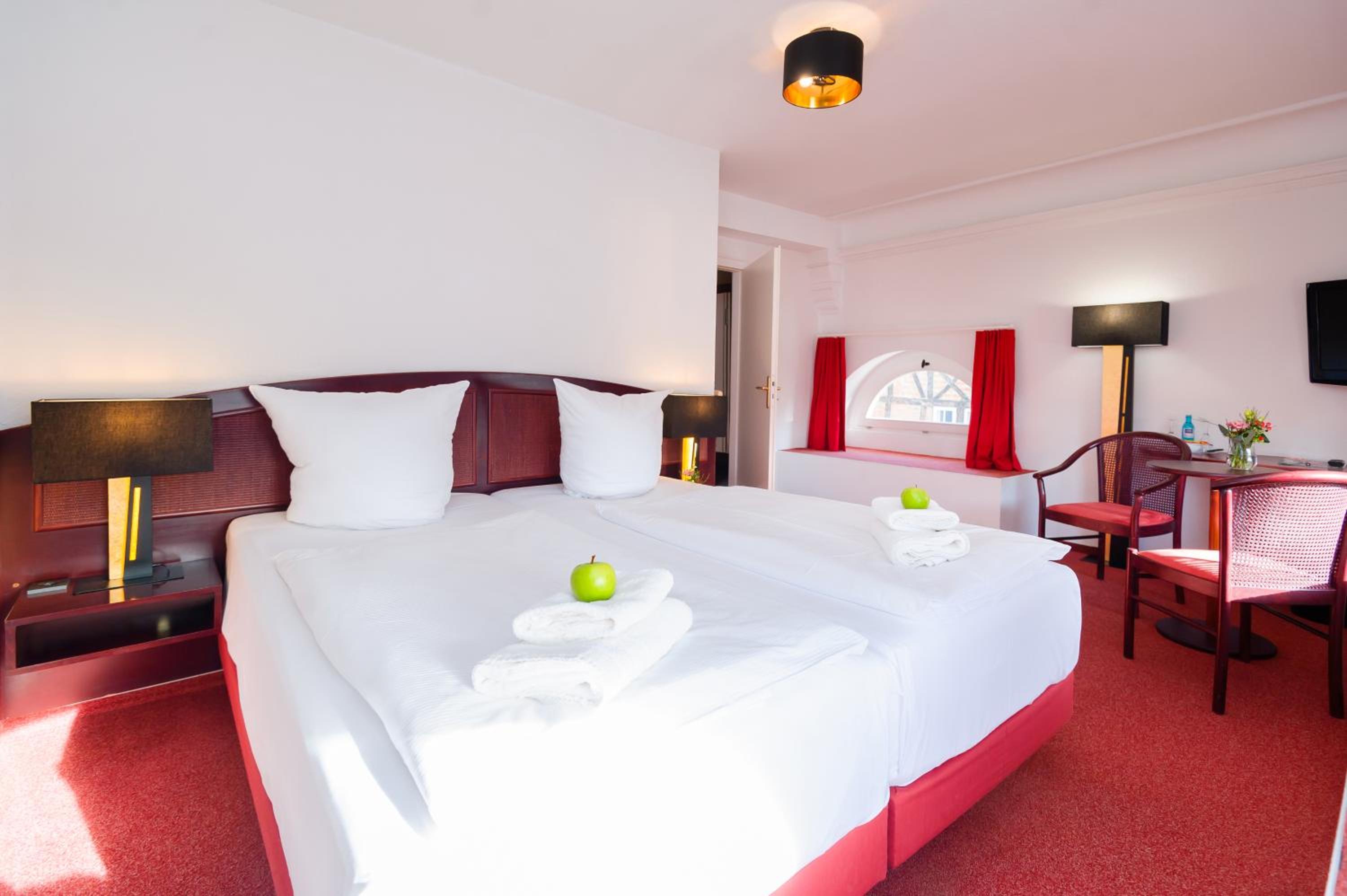 Double Room - Photo 3