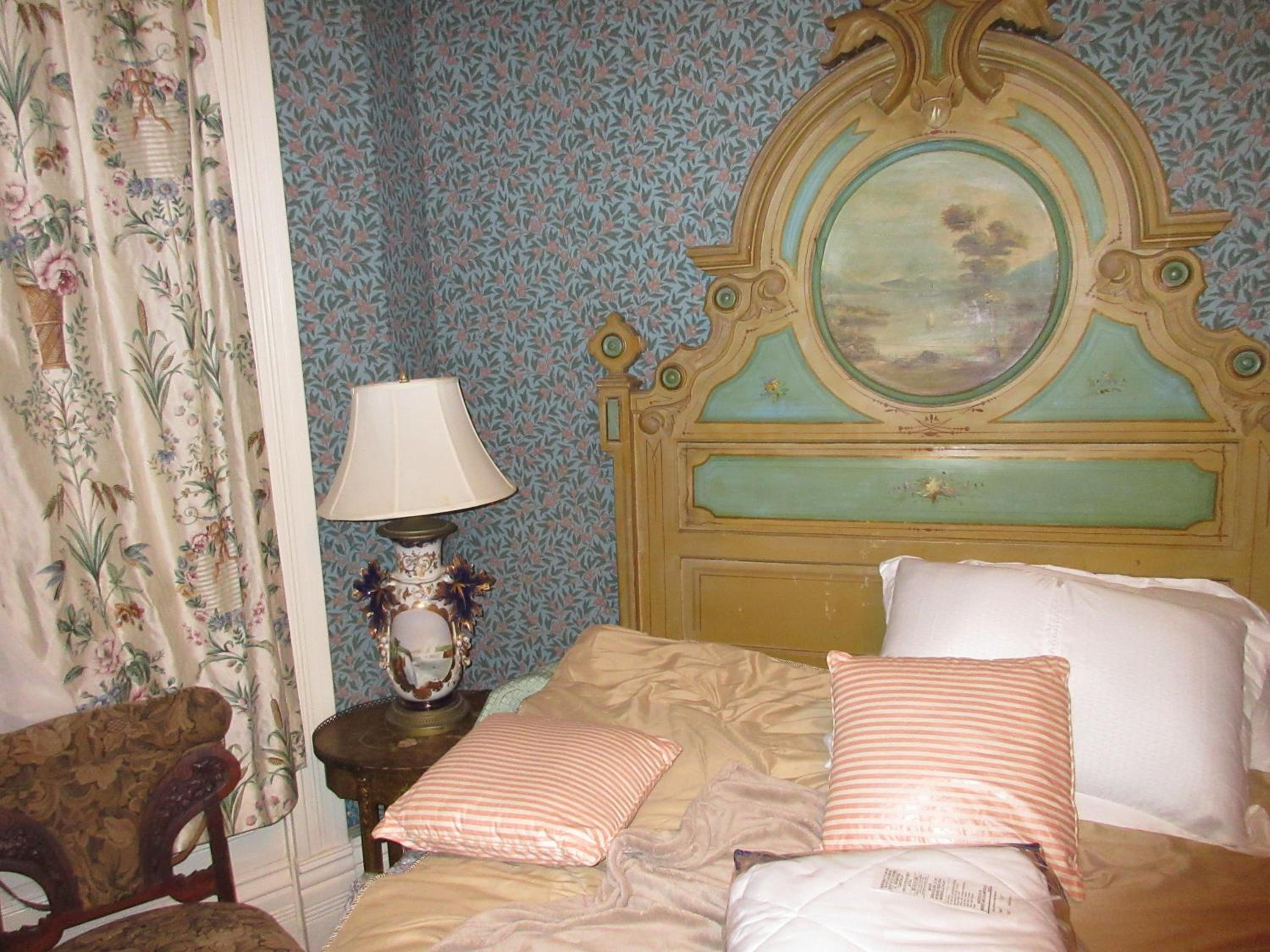 Single Room With Private Bathroom photo 1