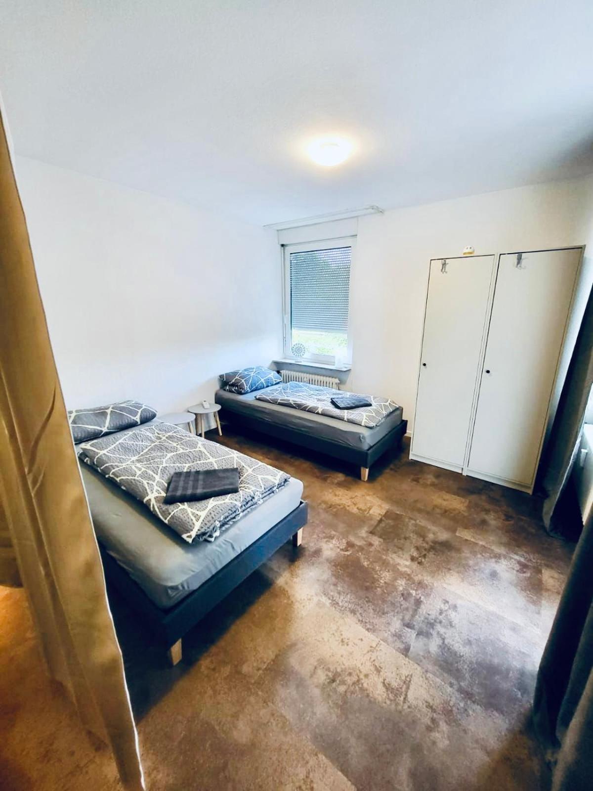 Three-Bedroom Apartment with Balcony photo 2