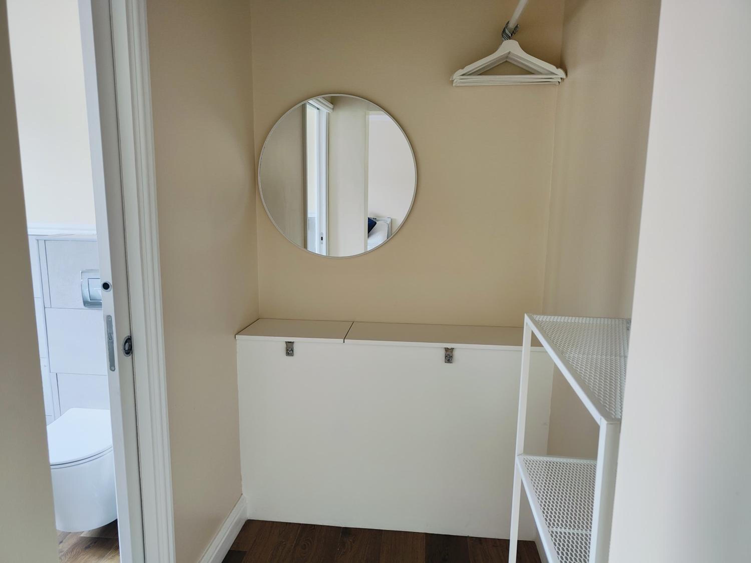 Deluxe Double Room with Shower photo 2