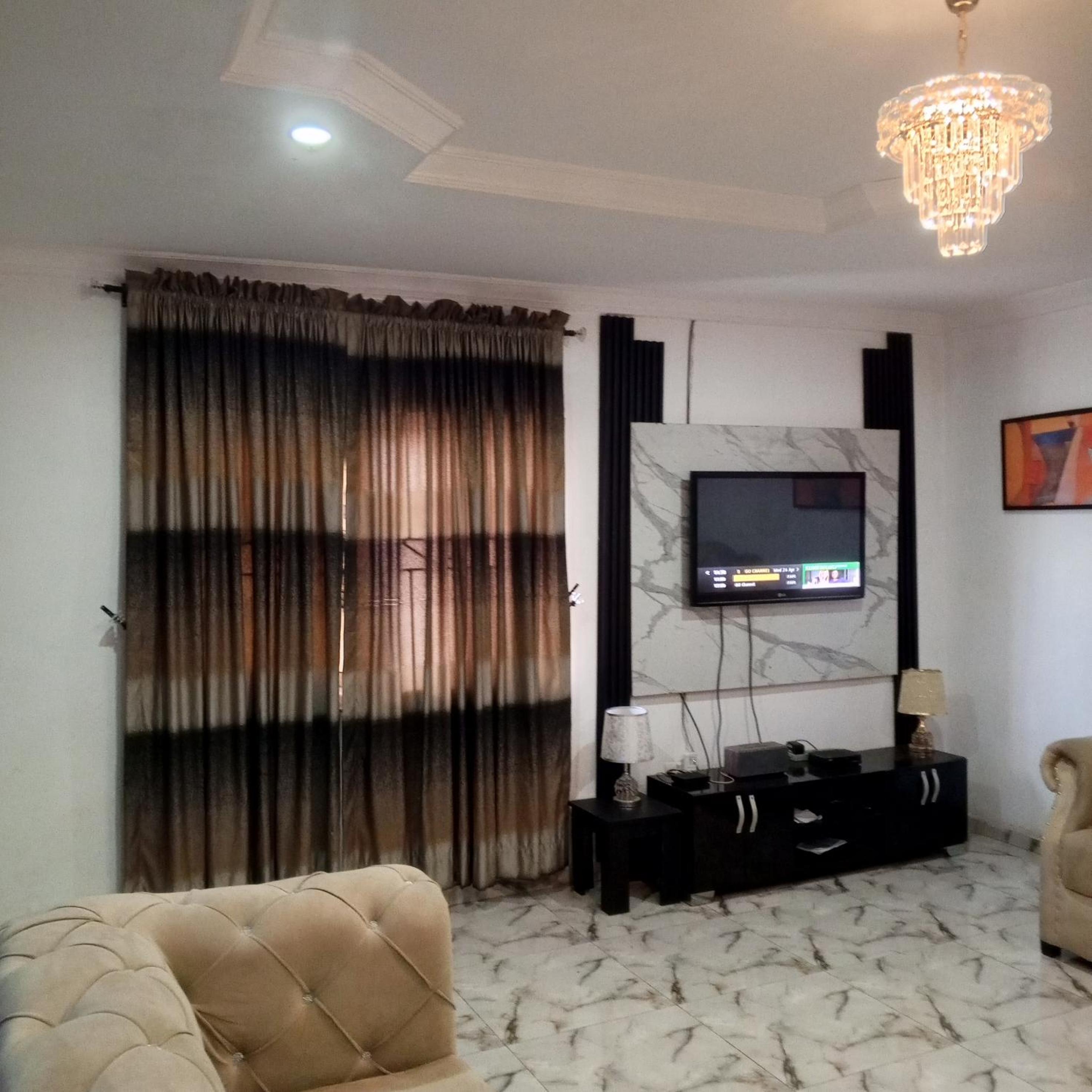 One-Bedroom House photo 3