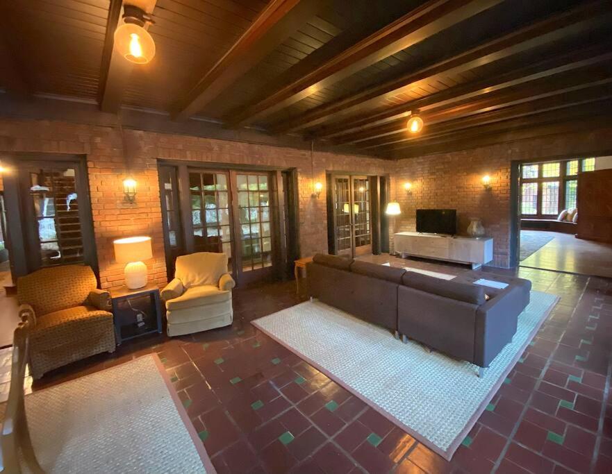 Villa photo 1