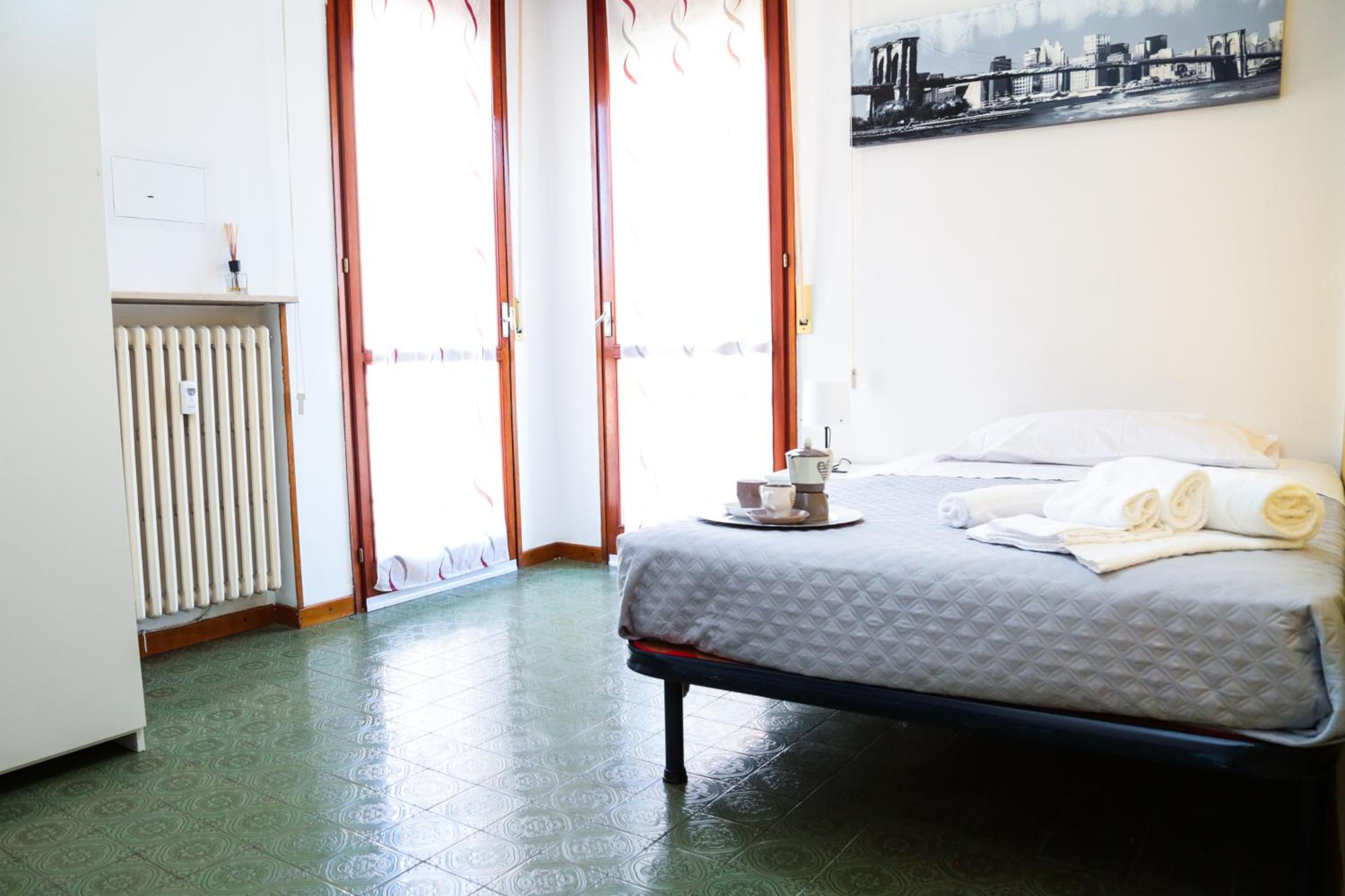 Standard Single Room with Shared Bathroom photo 1