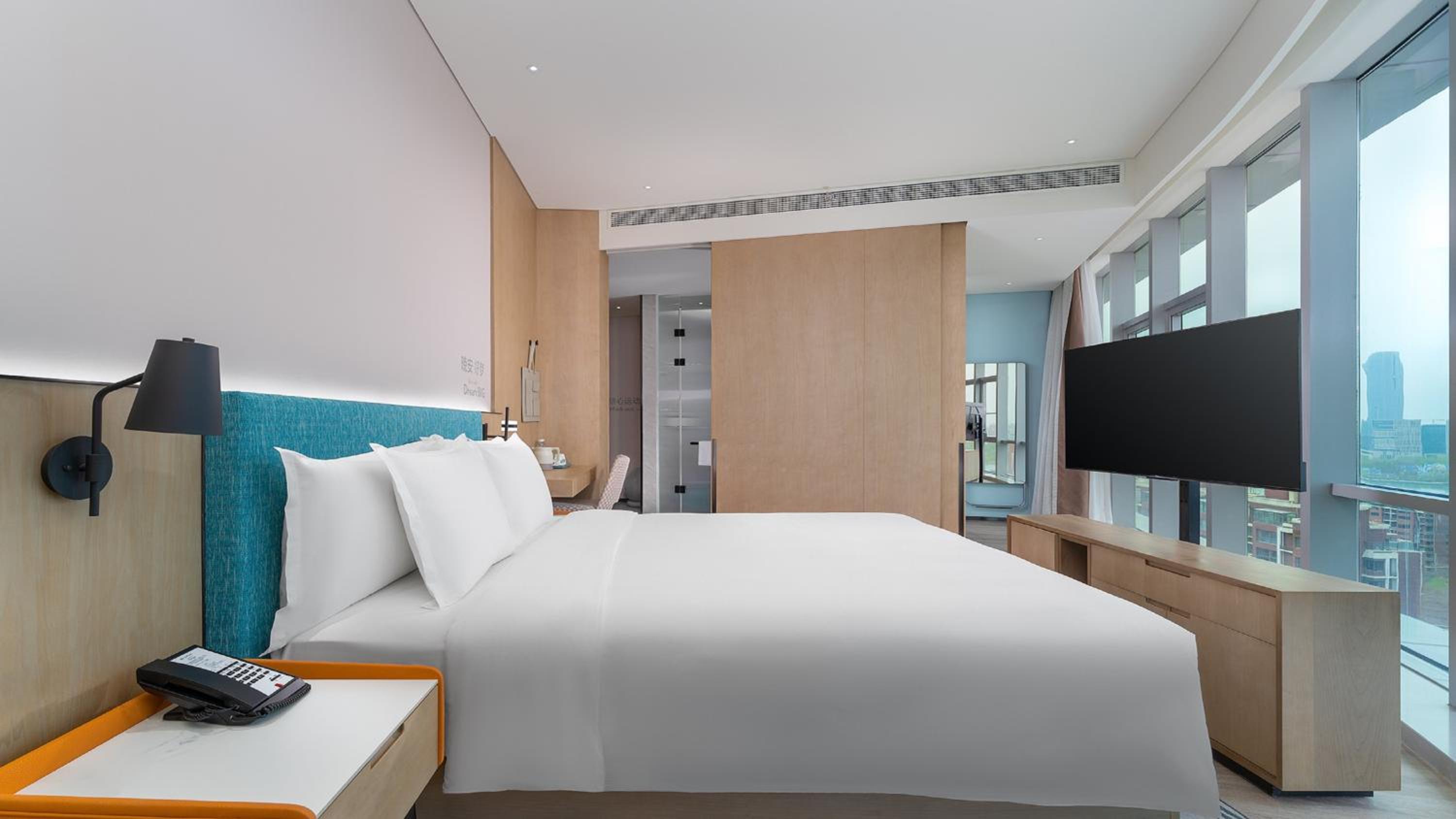 Premium King Room