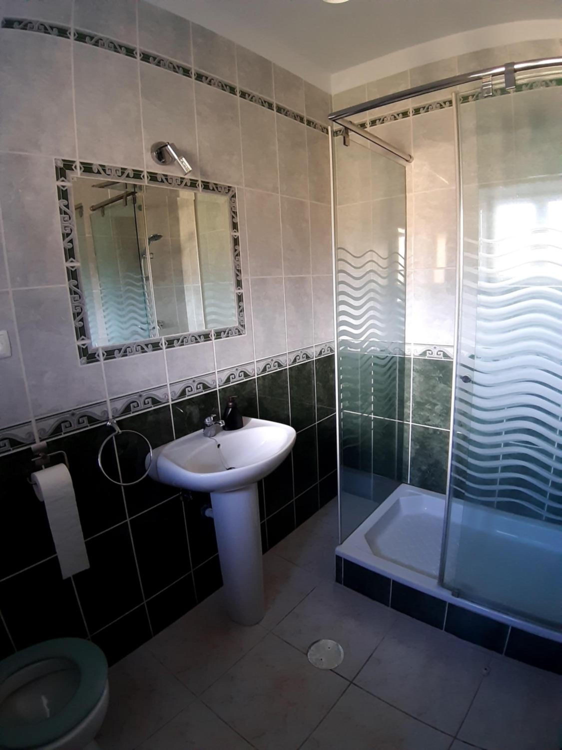 Double or Twin Room with Garden View photo 2