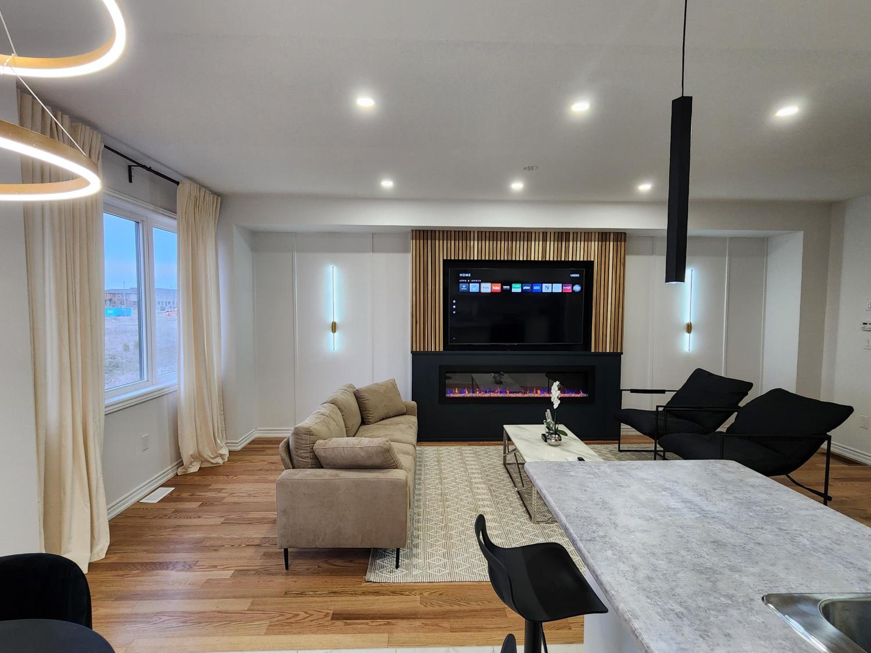 Apartment photo 1