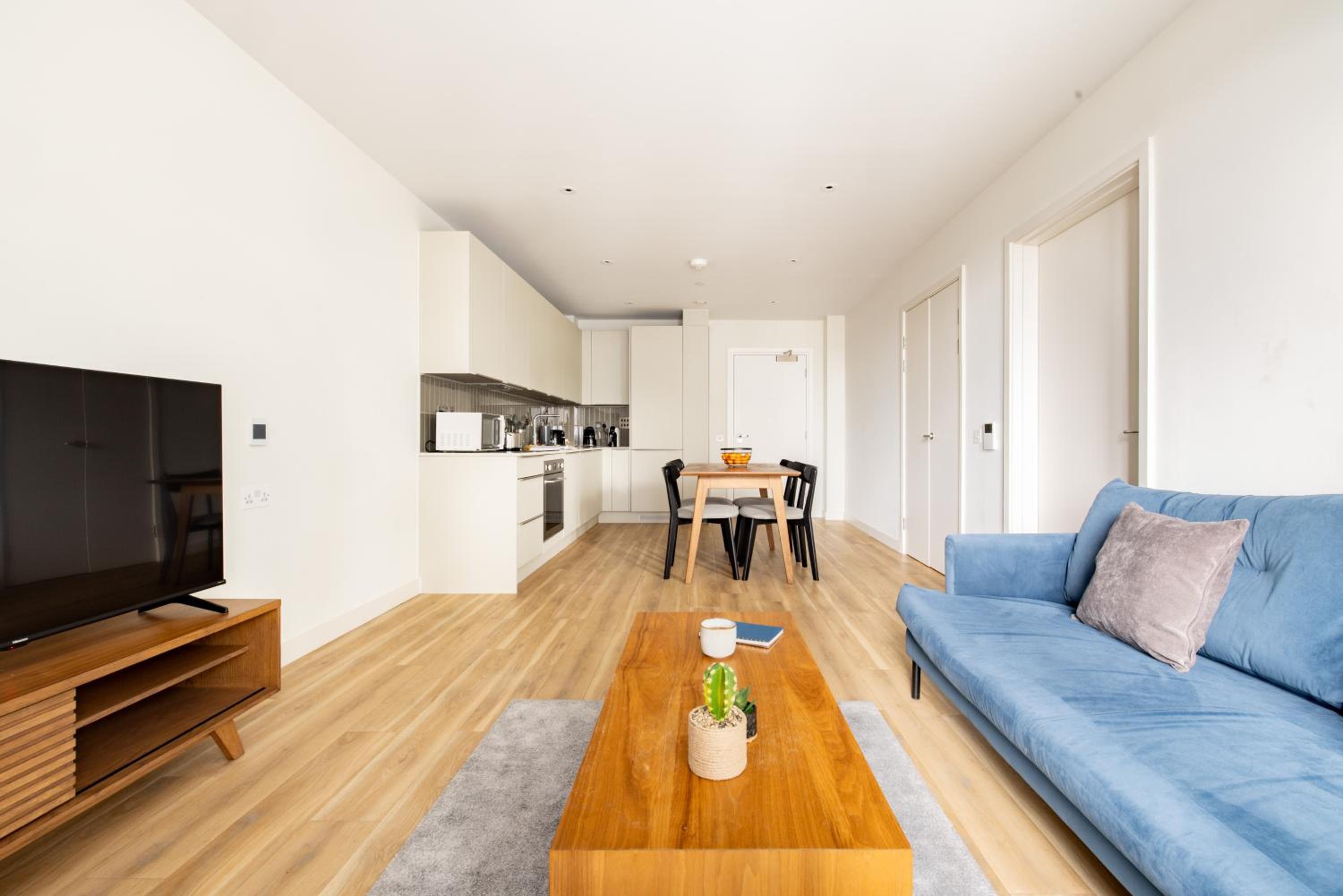 One Bedroom Apartment - Photo 5