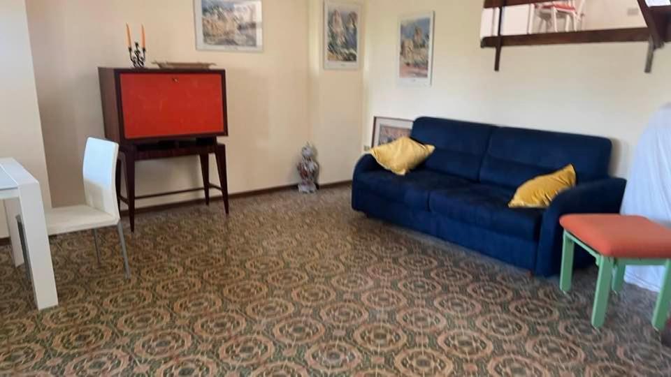 Three-Bedroom Apartment photo 1