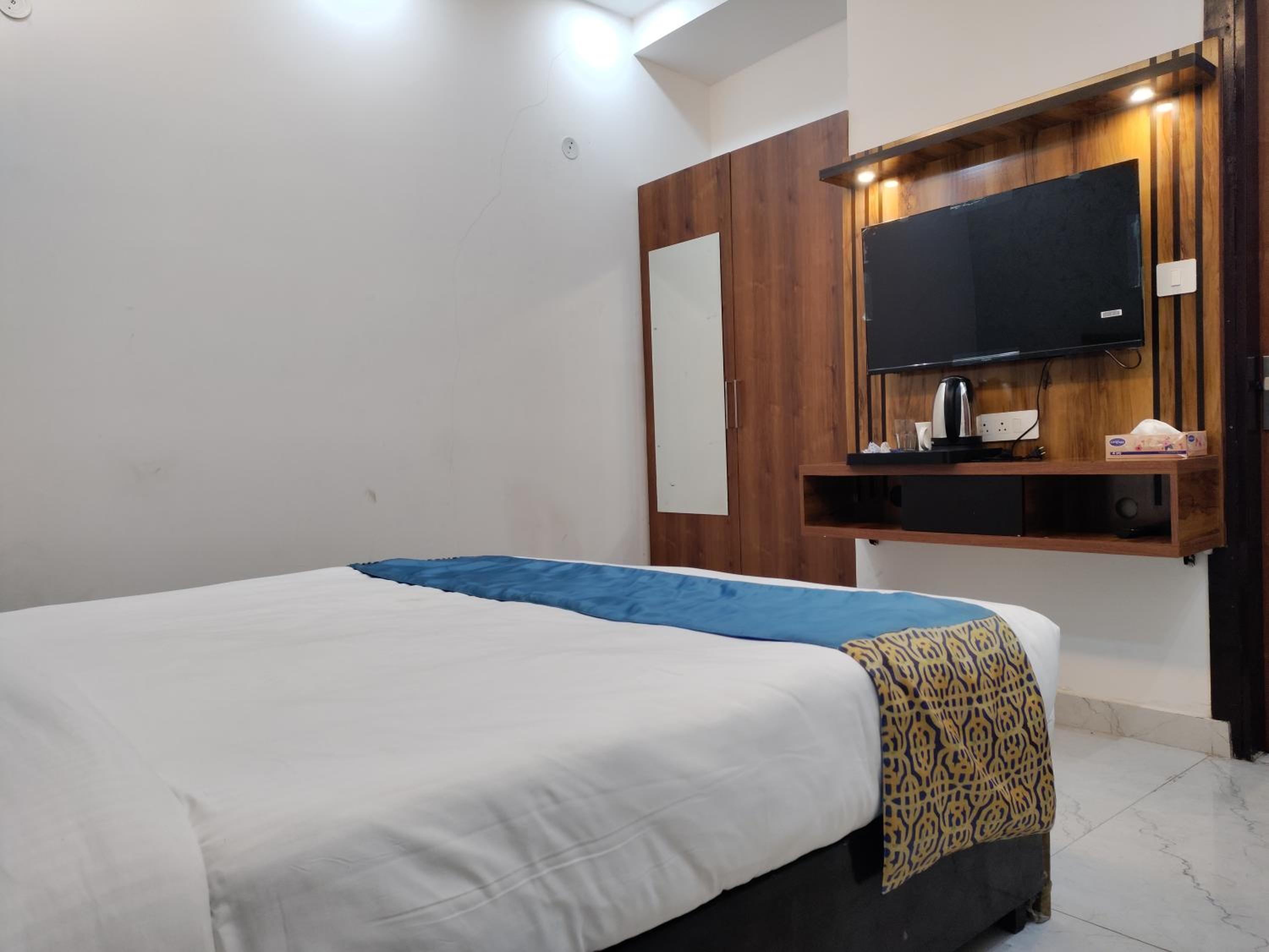 Economy Double Room photo 1