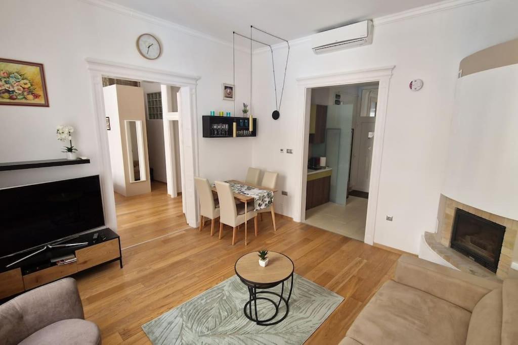 Two-Bedroom Apartment photo 1