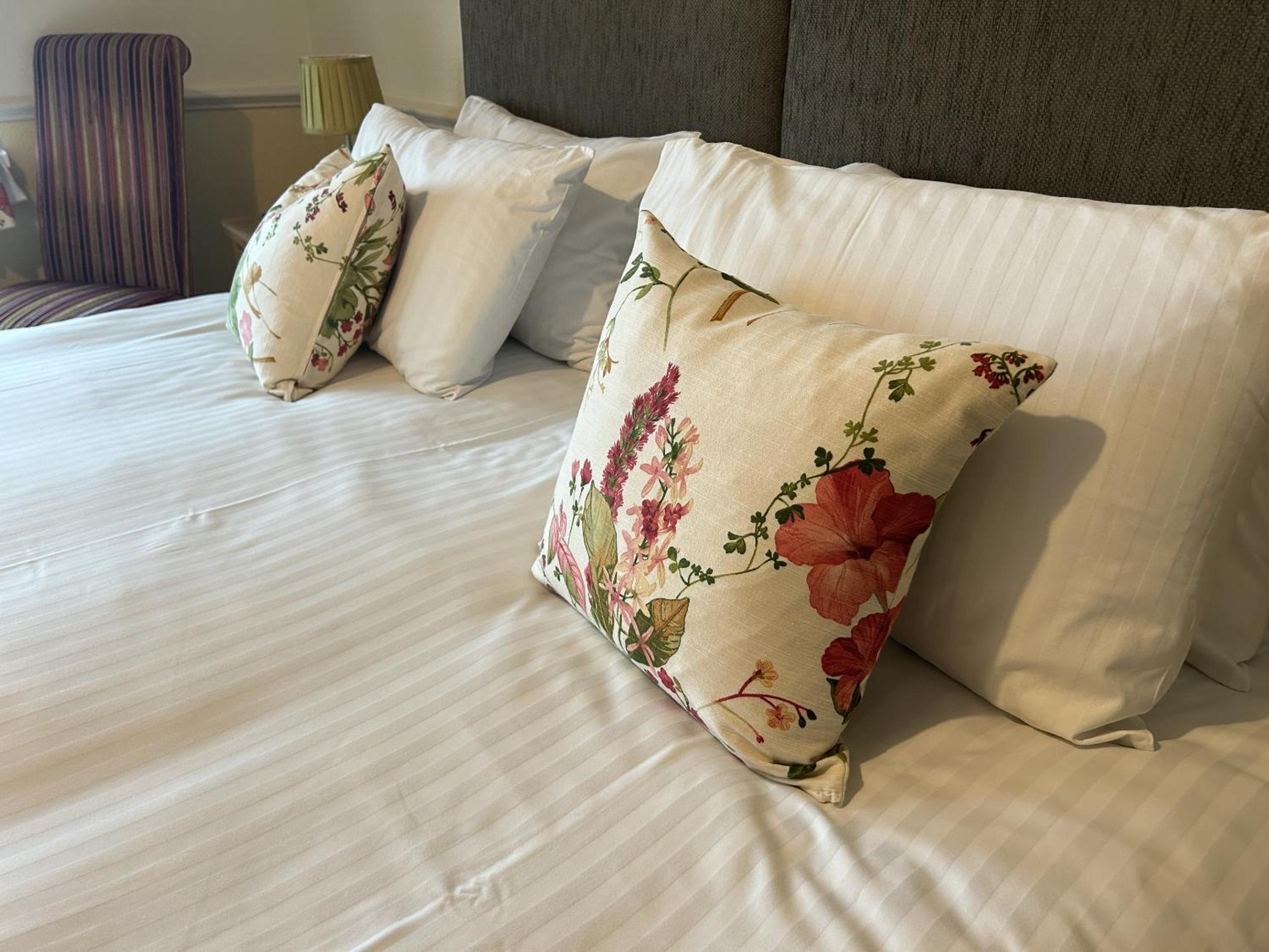 Deluxe King Room photo 3