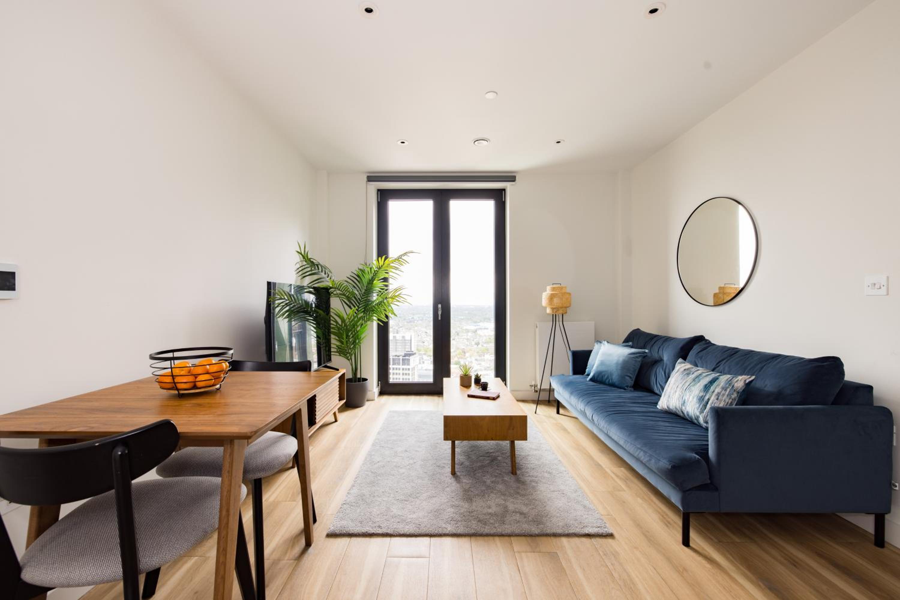 Superior One Bedroom Apartment - Photo 6