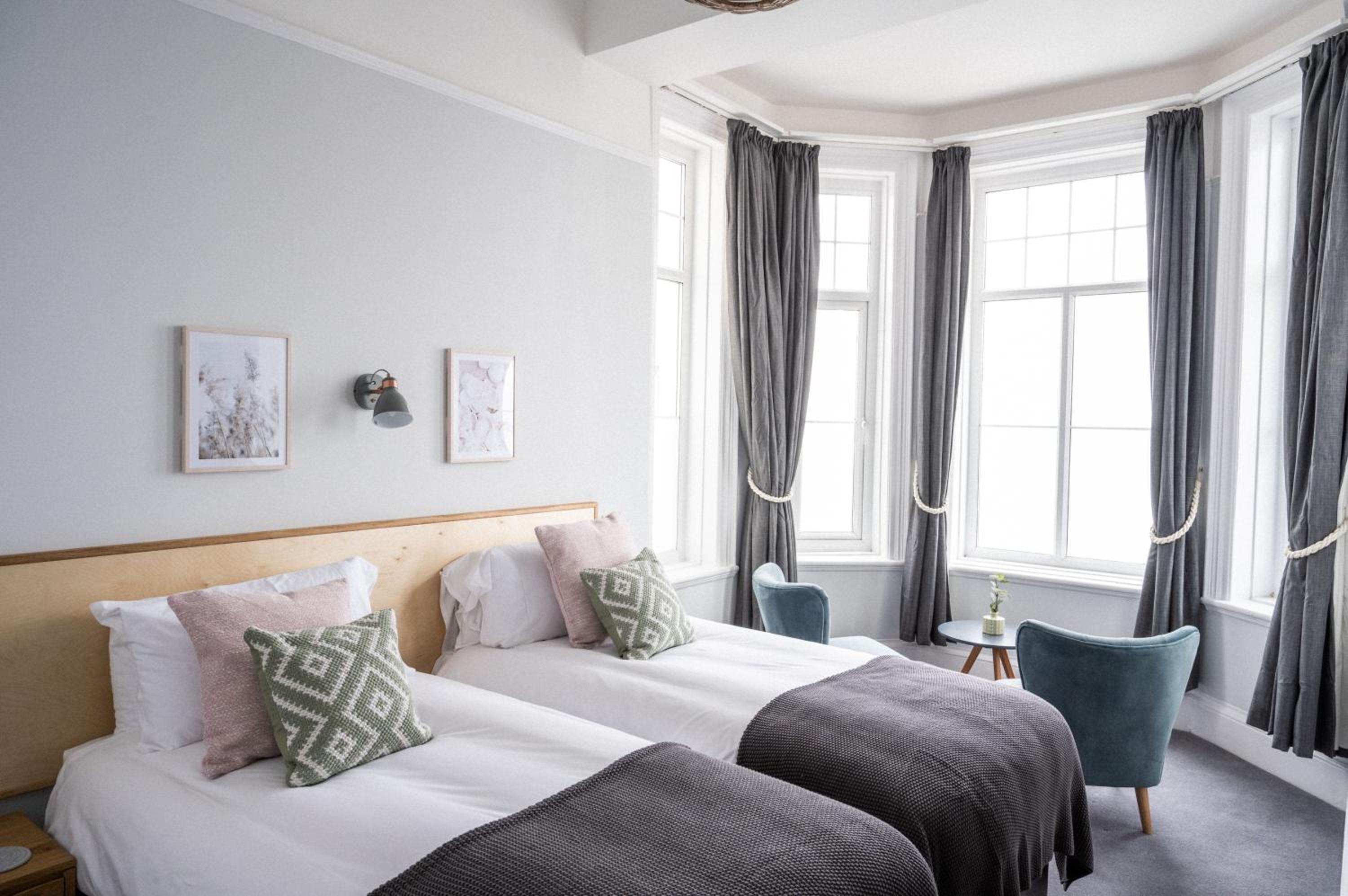 Standard Twin Room with Sea View photo 1