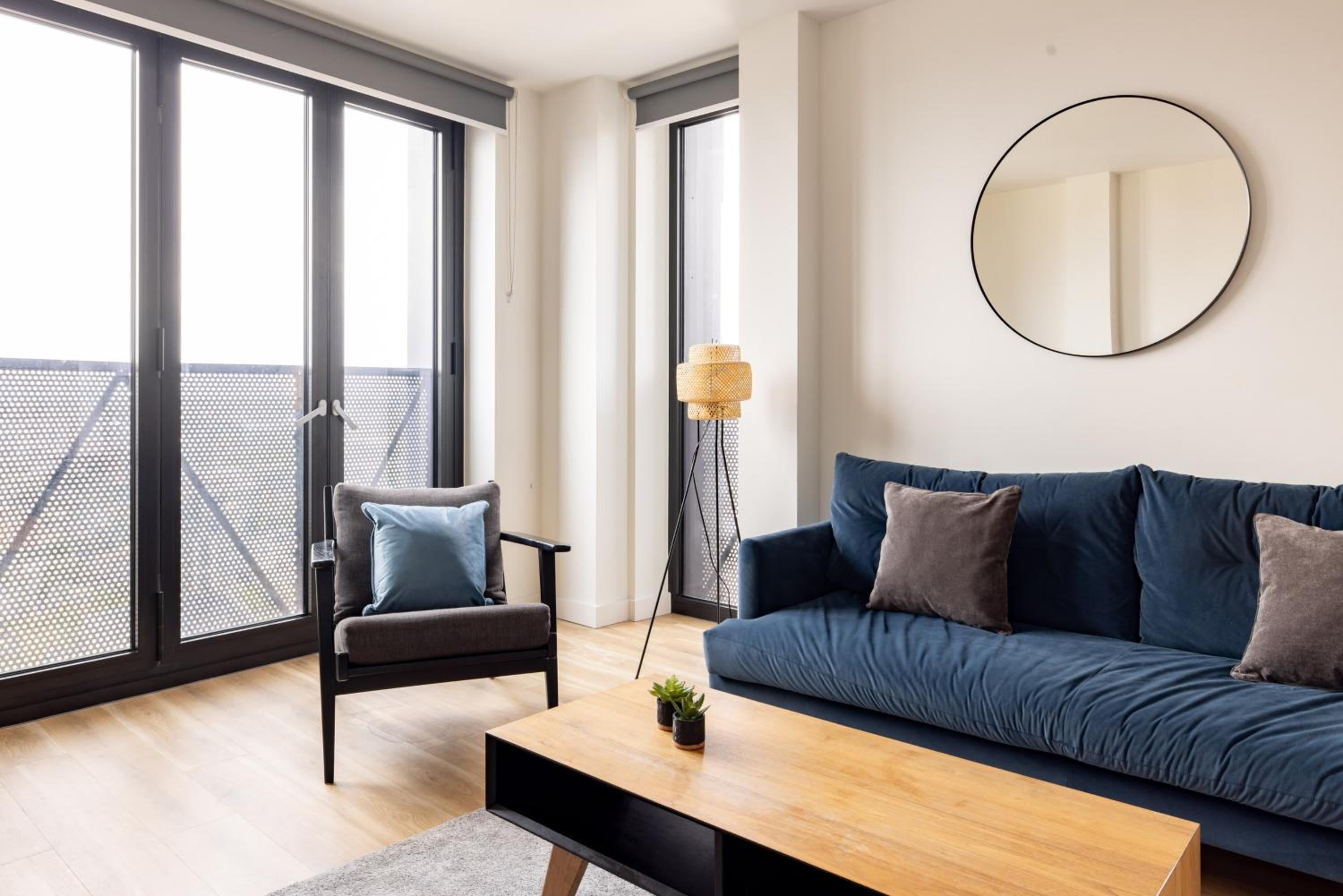 Superior Two bedroom Apartment - Photo 15