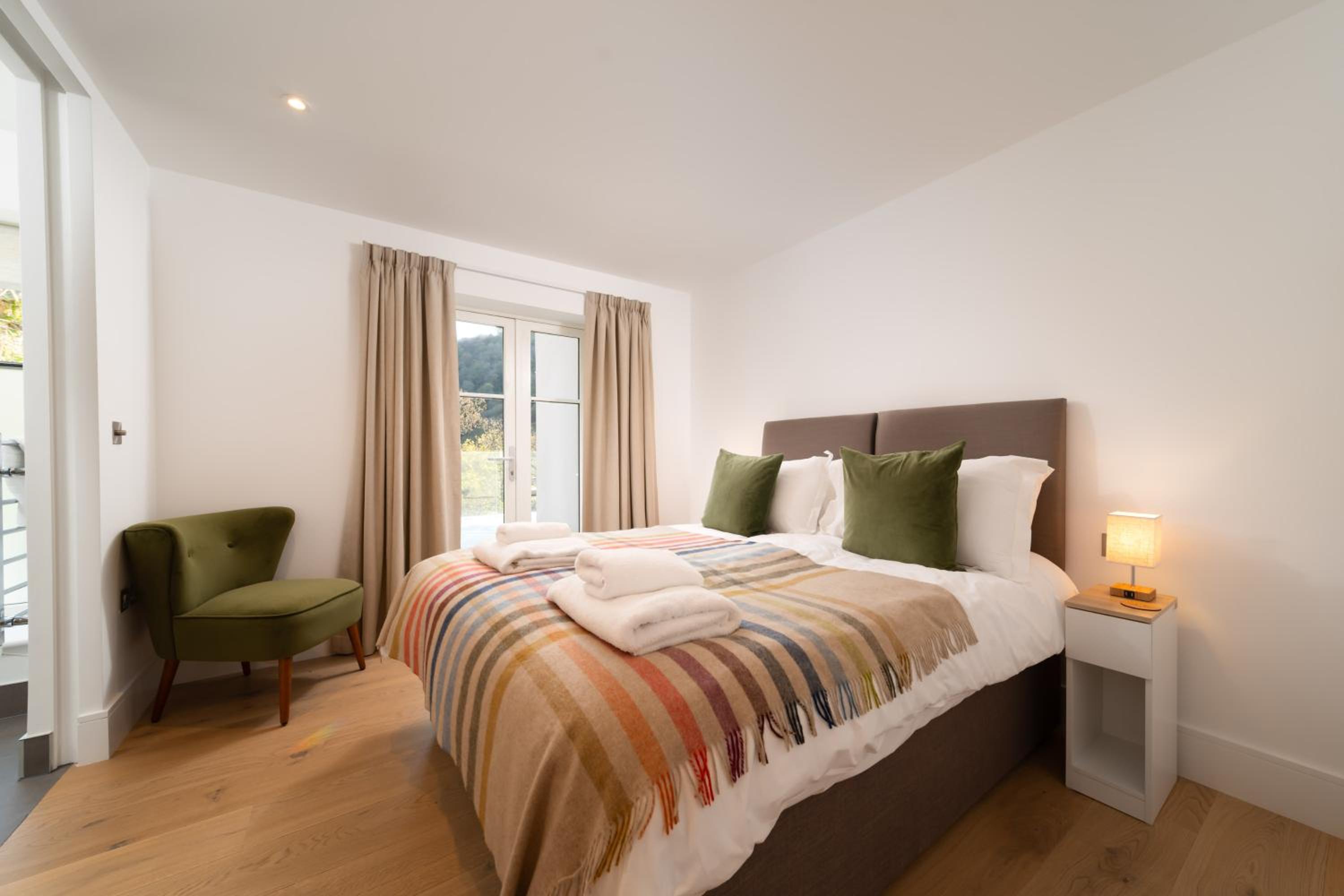 Two-Bedroom Apartment with Terrace and Sea View photo 1