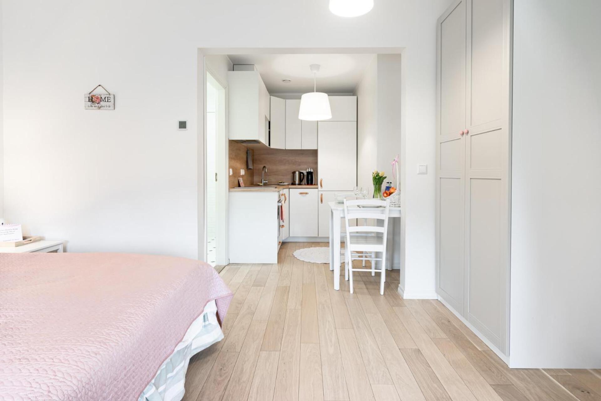 Family Studio - Photo 17
