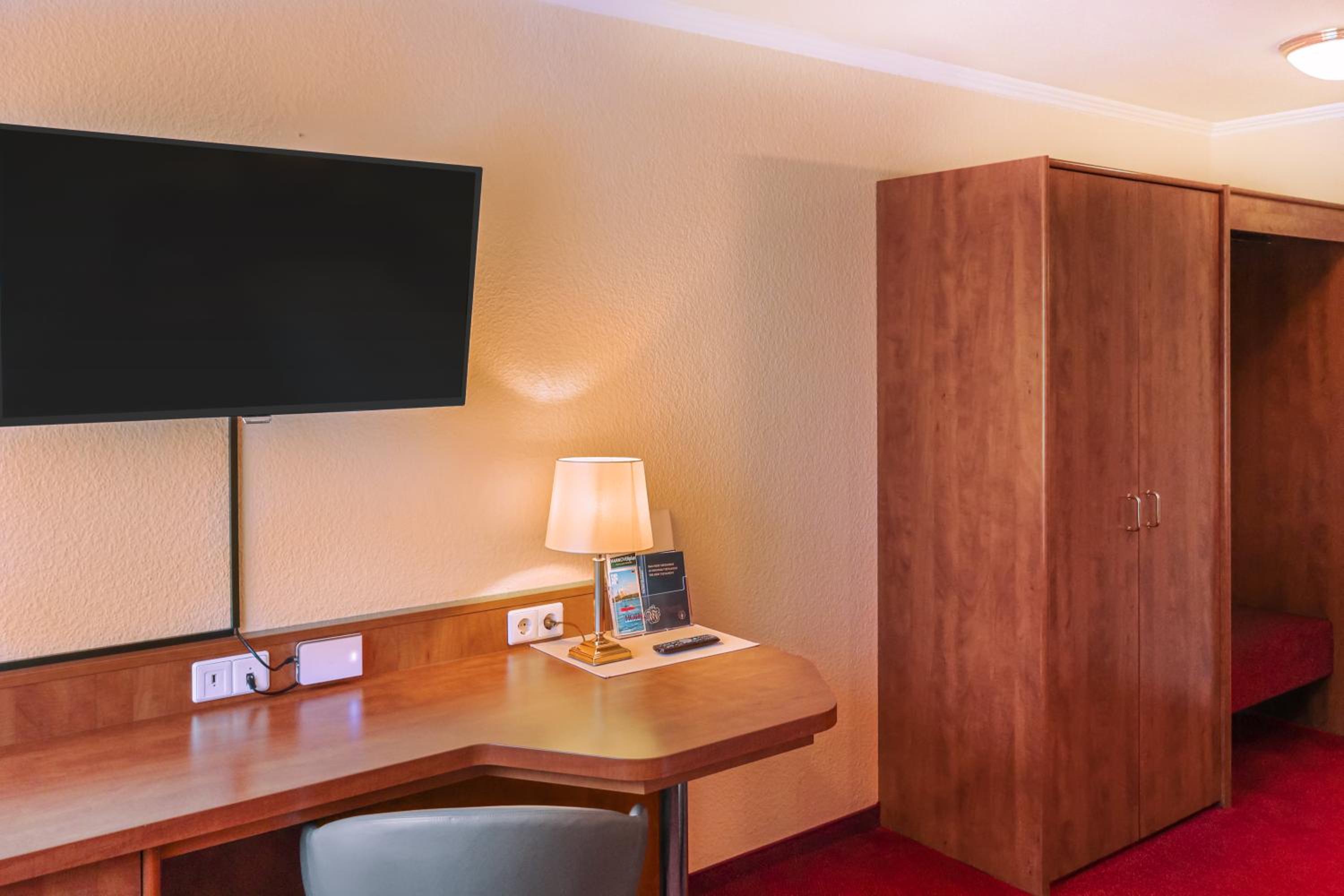 Small Double Room - Photo 7