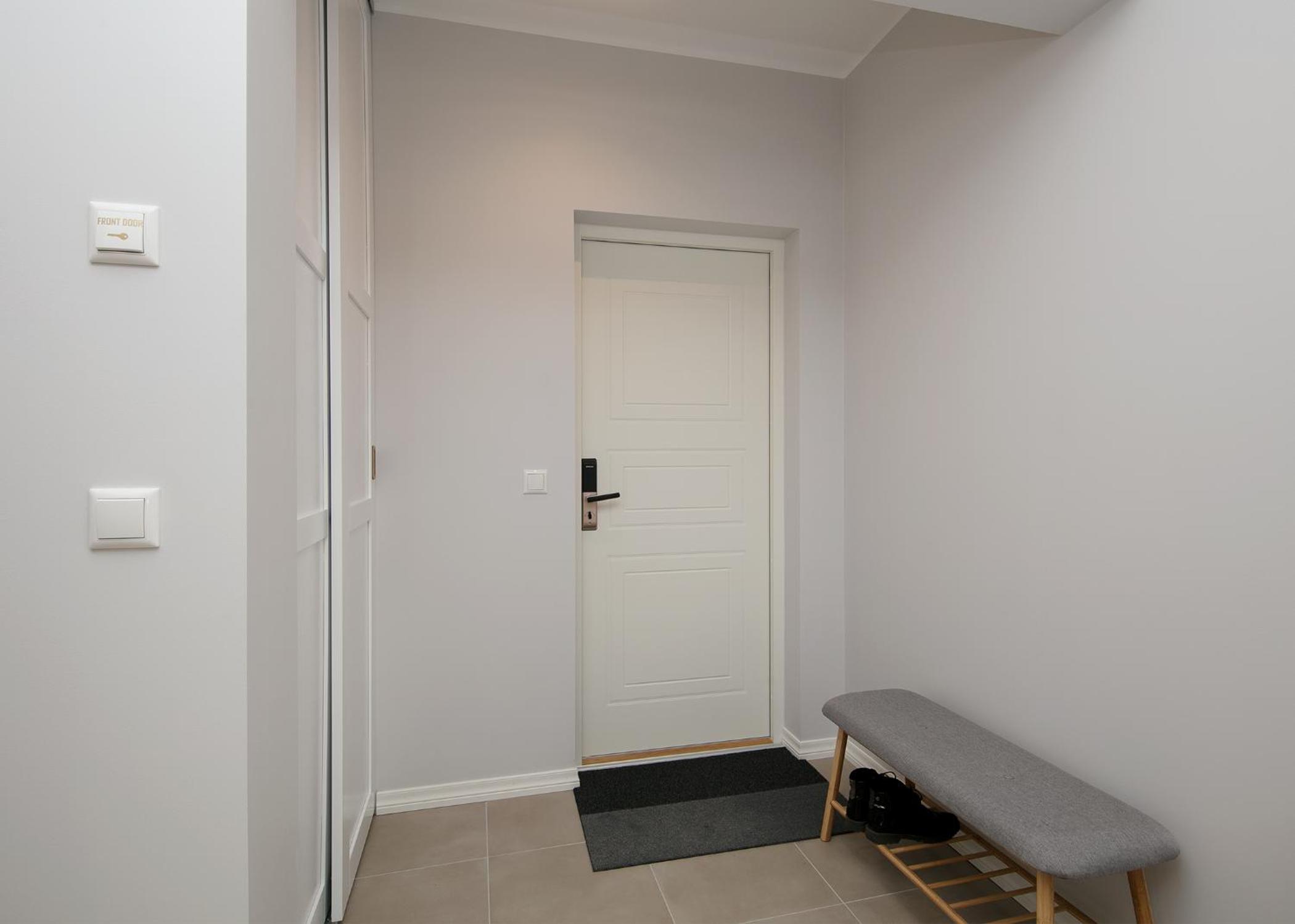 One-Bedroom Apartment - Non-Smoking - Photo 4