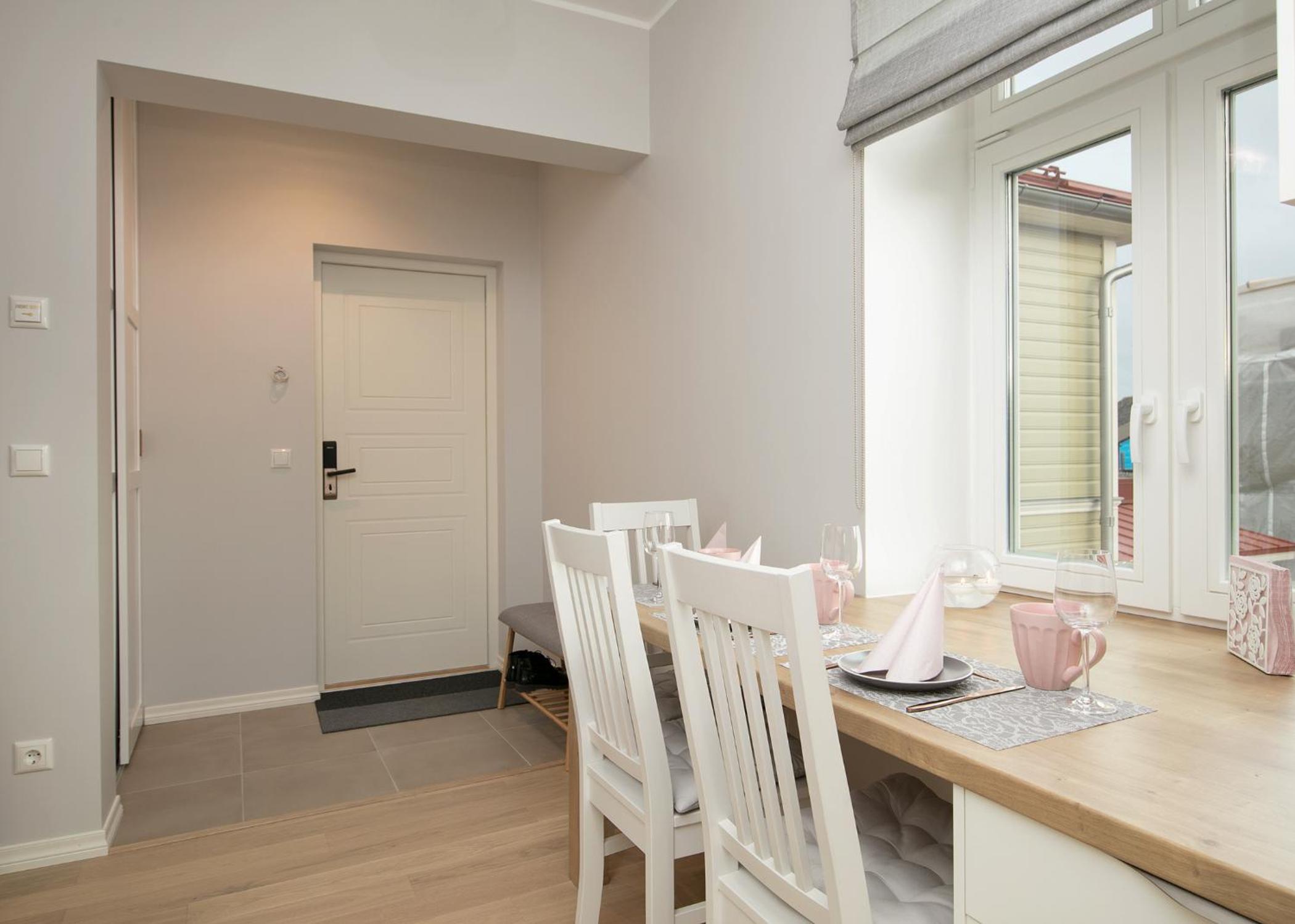 One-Bedroom Apartment - Non-Smoking - Photo 30