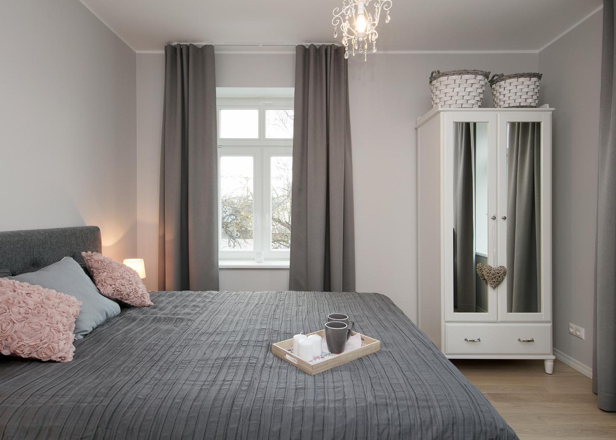 One-Bedroom Apartment - Non-Smoking - Photo 18