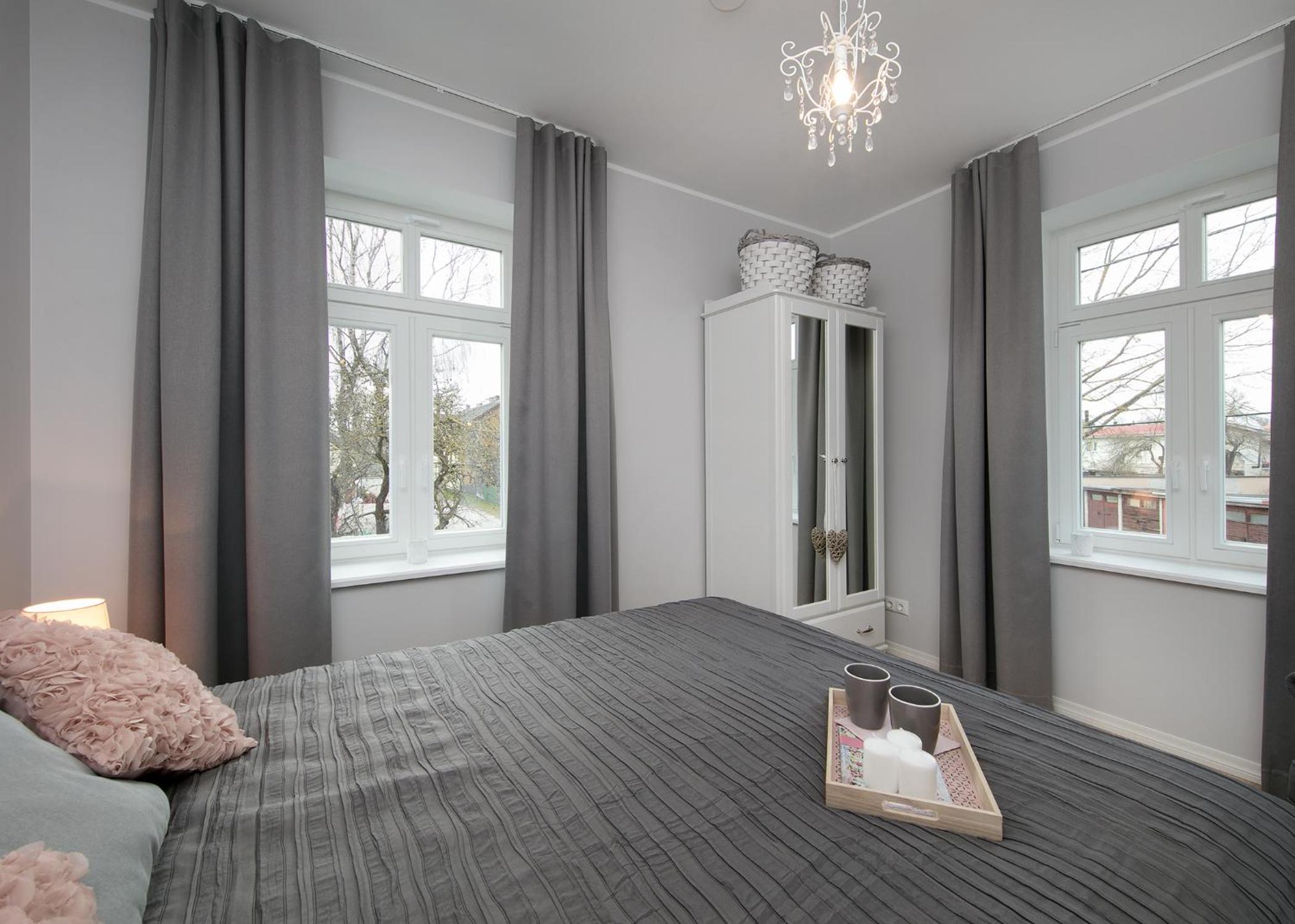 One-Bedroom Apartment - Non-Smoking - Photo 19