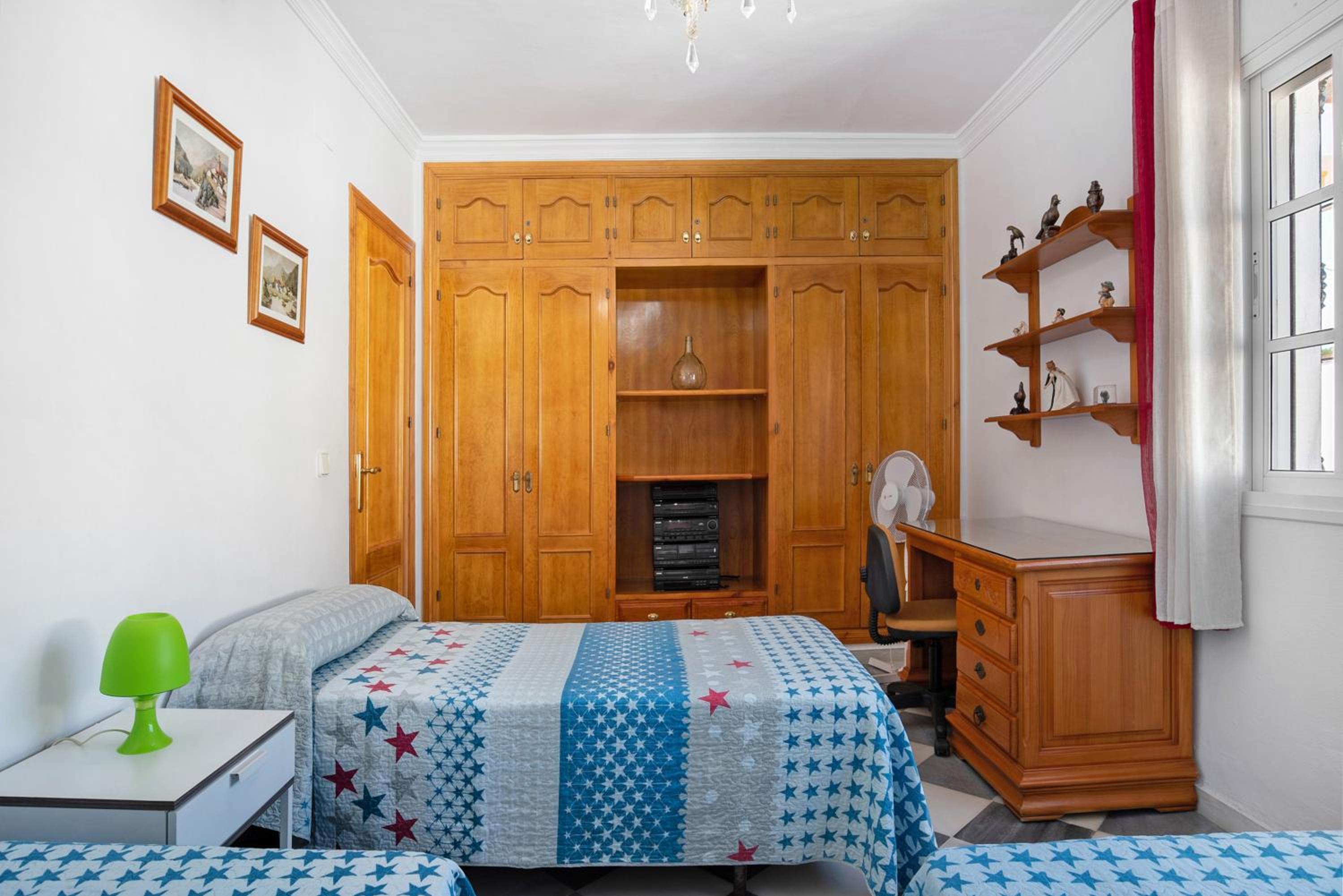 Apartment with Terrace photo 2