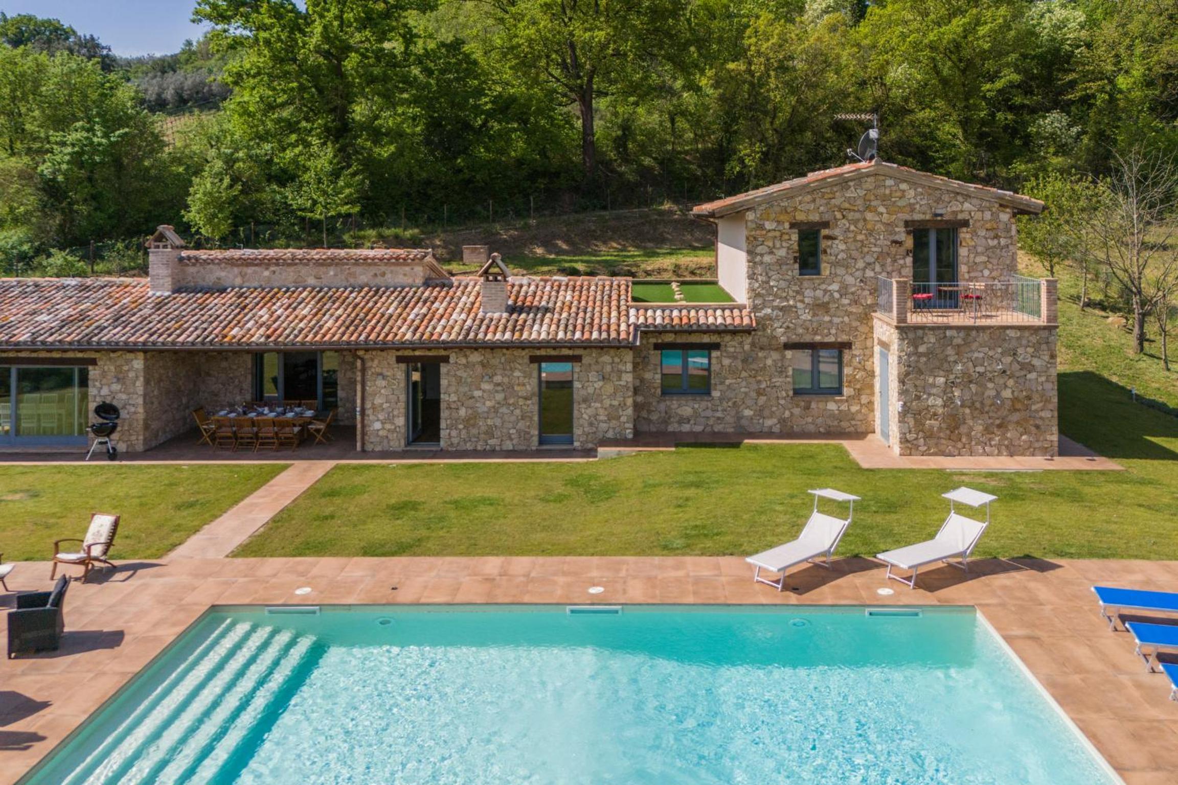 Villa with Private Pool photo 3