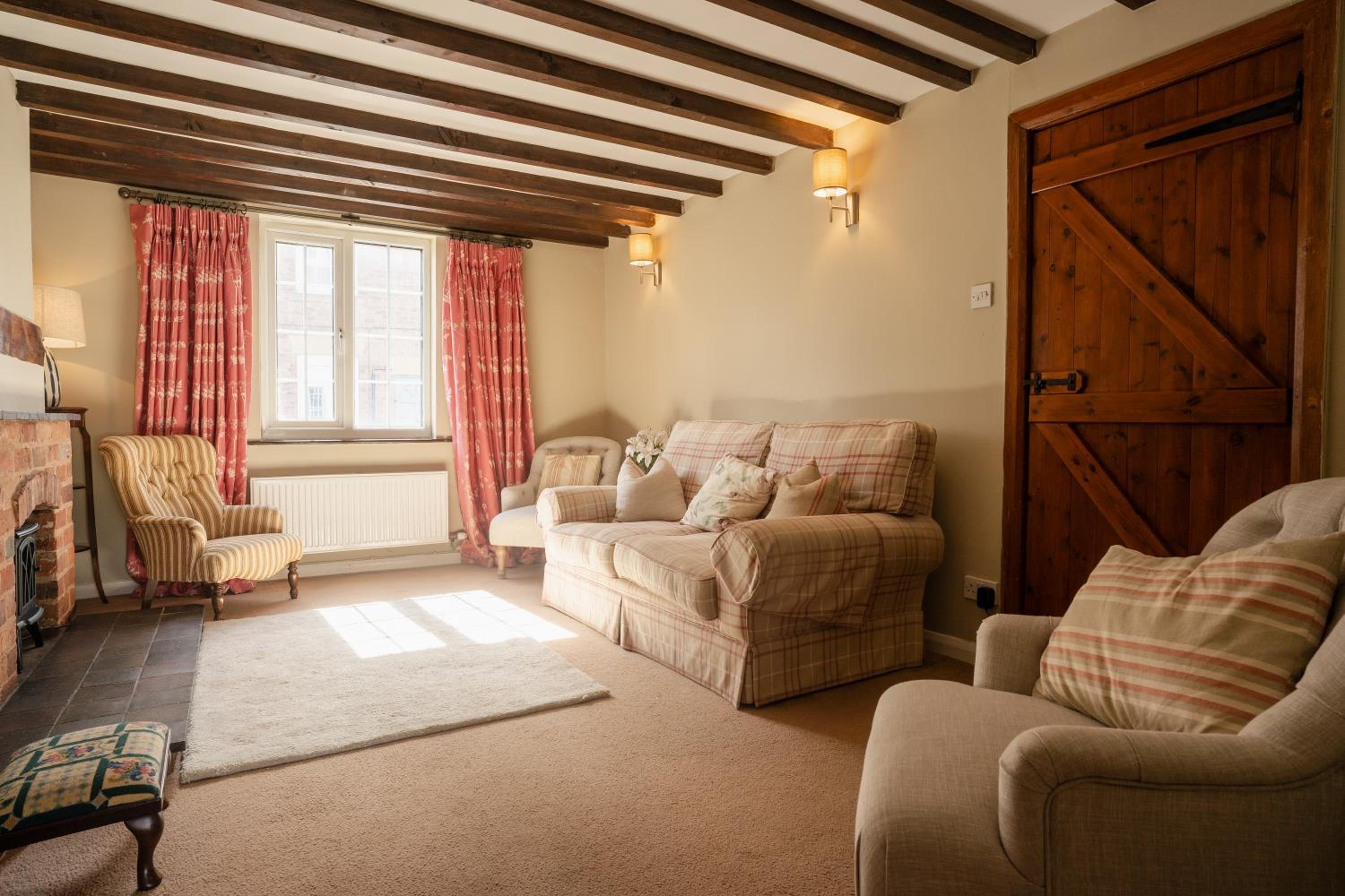 Four-Bedroom House photo 1