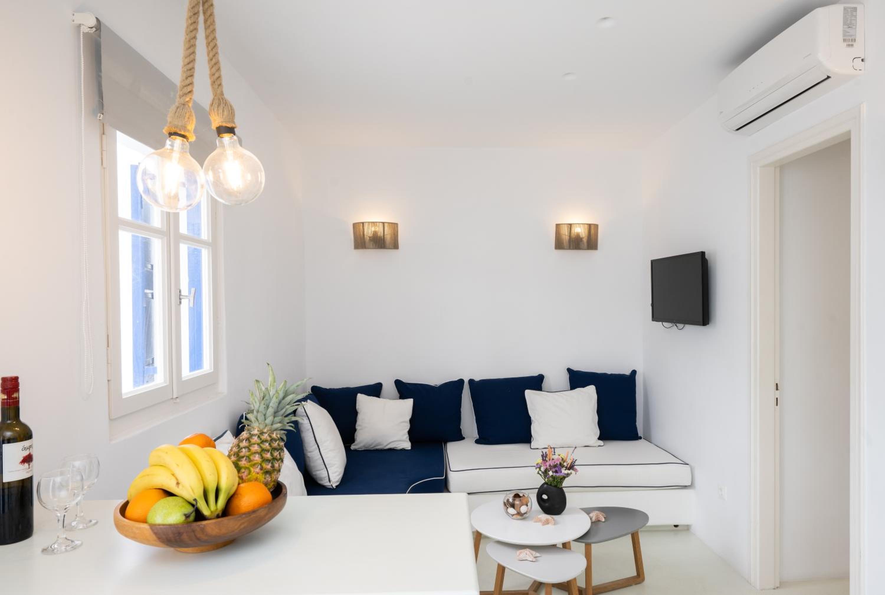 Two-Bedroom Apartment - Photo 4