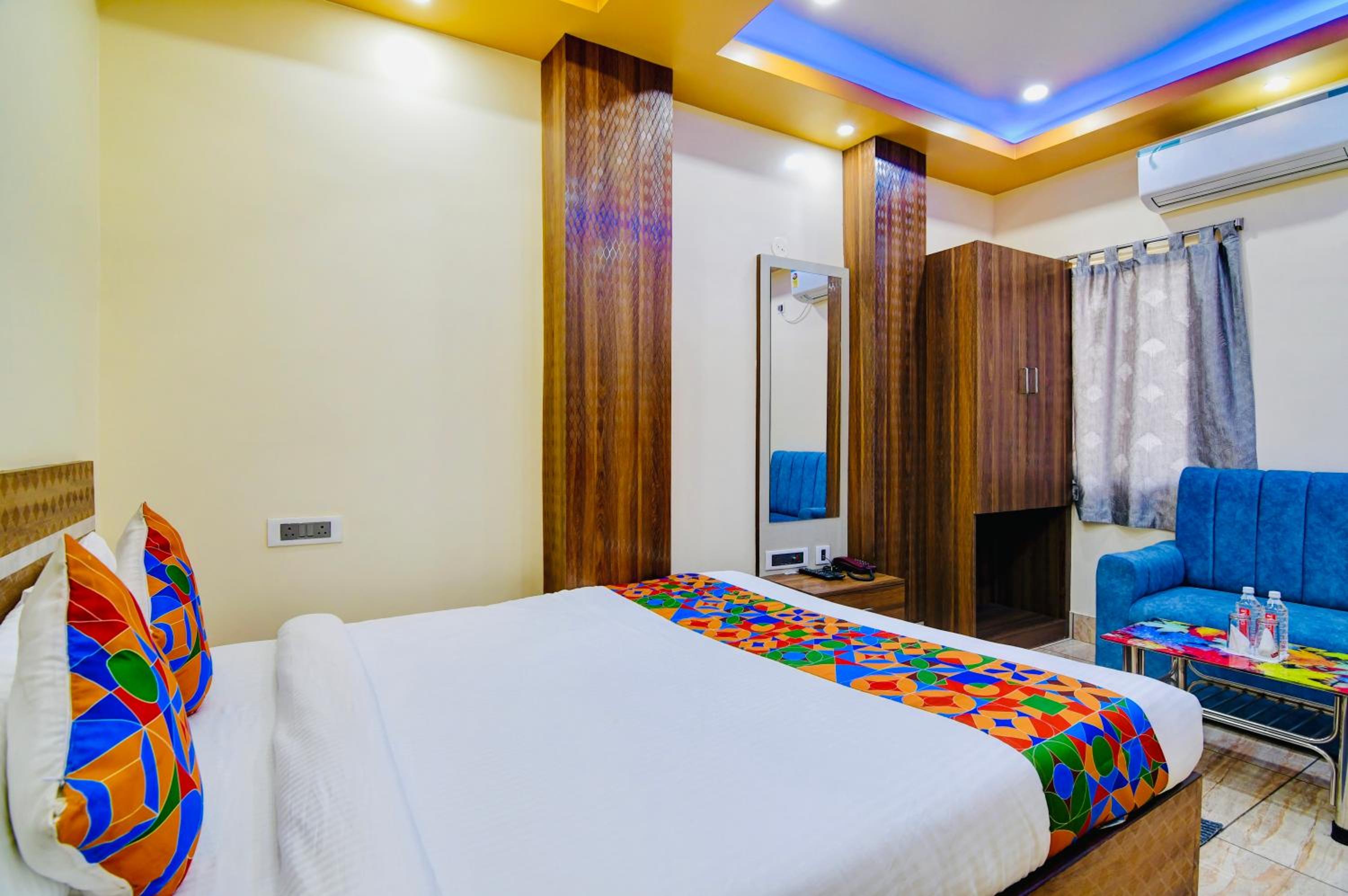 Deluxe Double Room - Photo 23