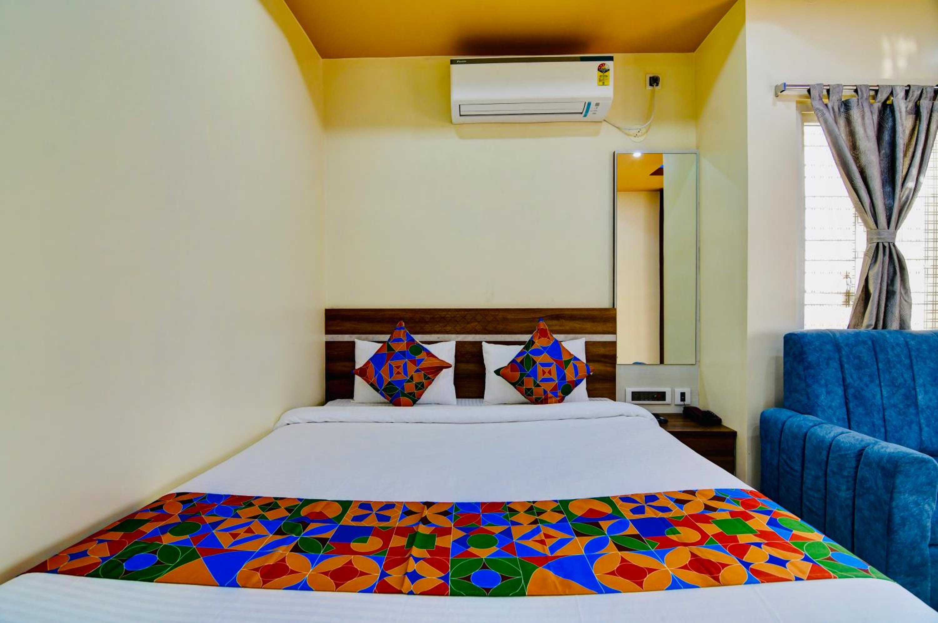 Deluxe Double Room - Photo 15