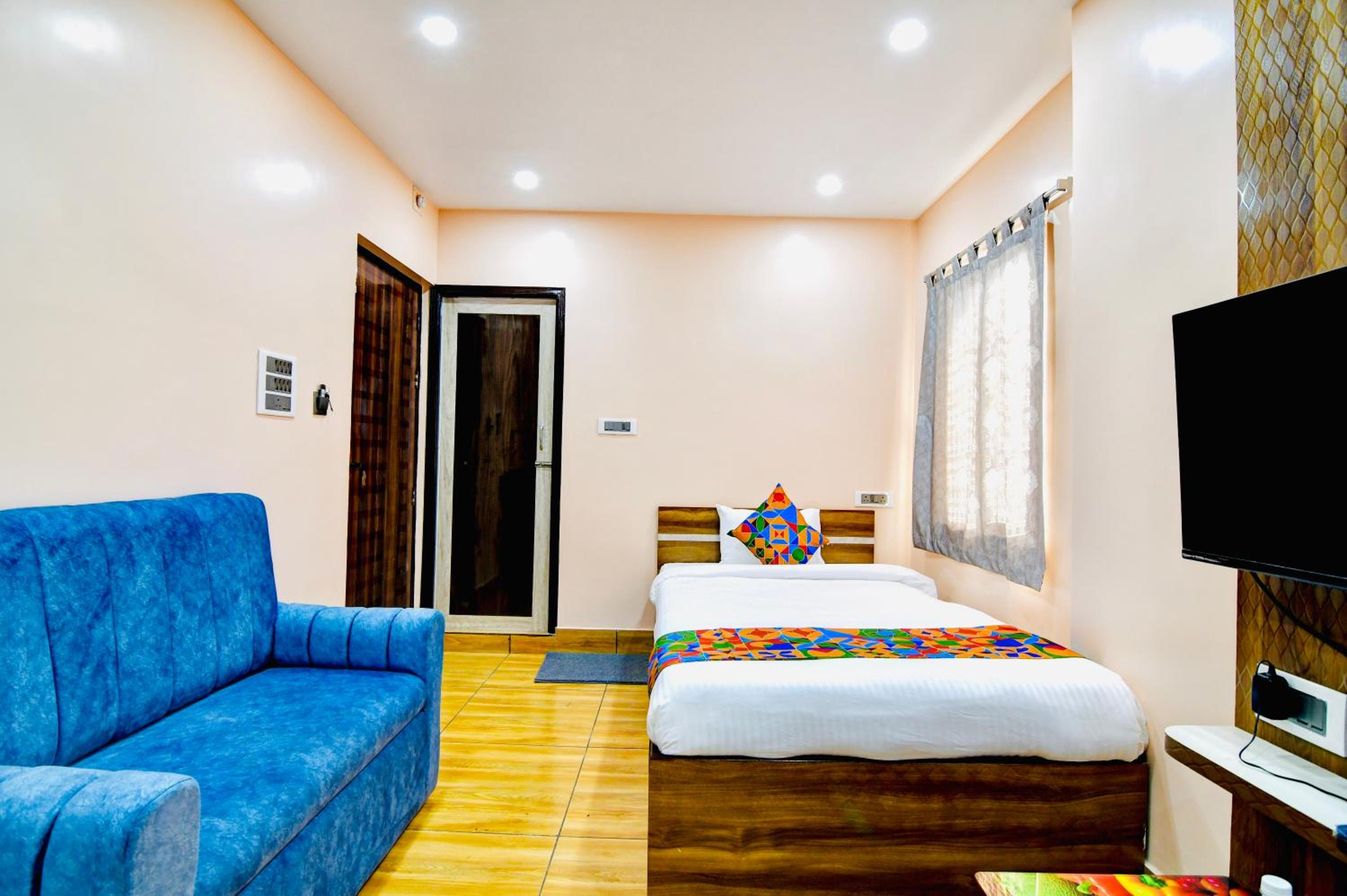 Deluxe Double Room - Photo 18