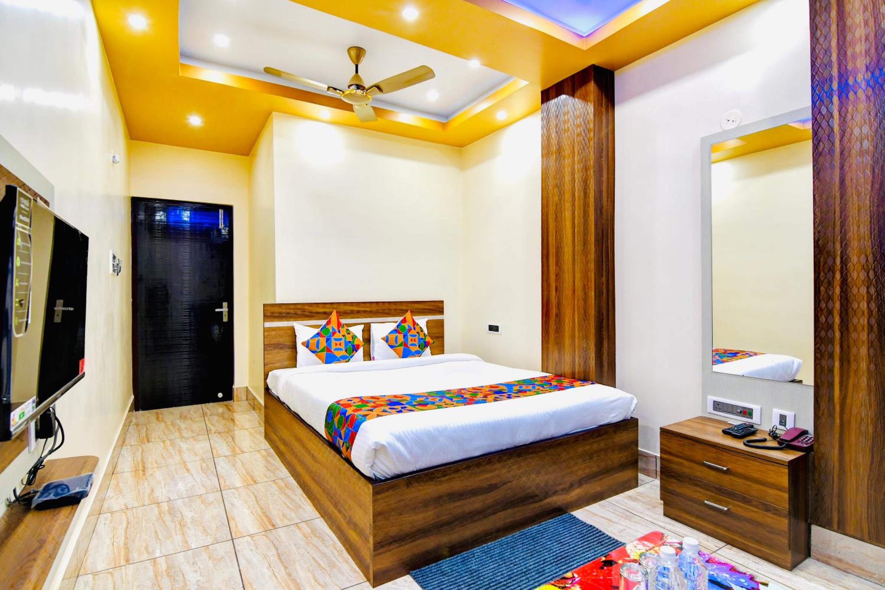 Deluxe Double Room - Photo 22