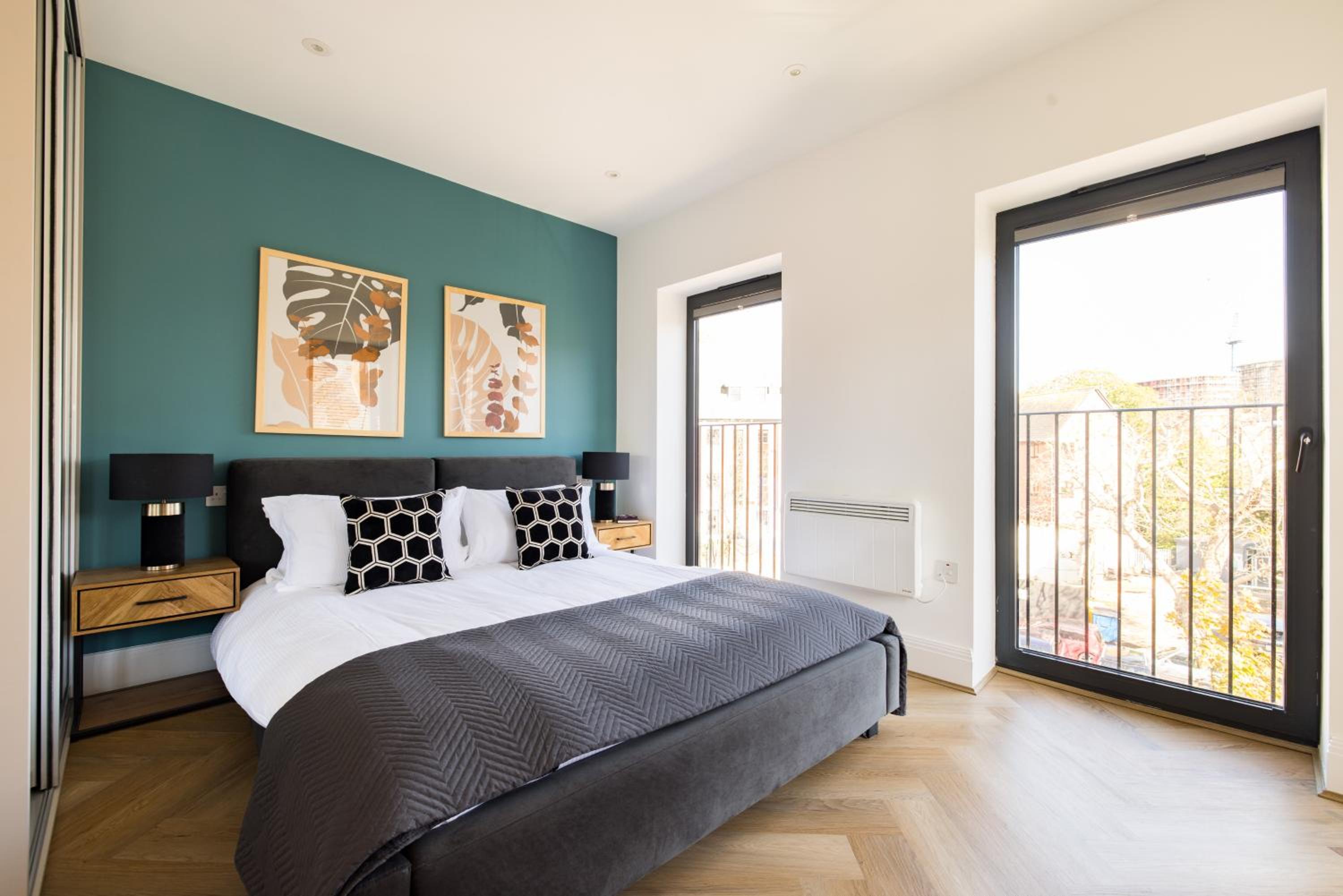 Superior Two Bedroom Apartment - Balcony - Photo 1