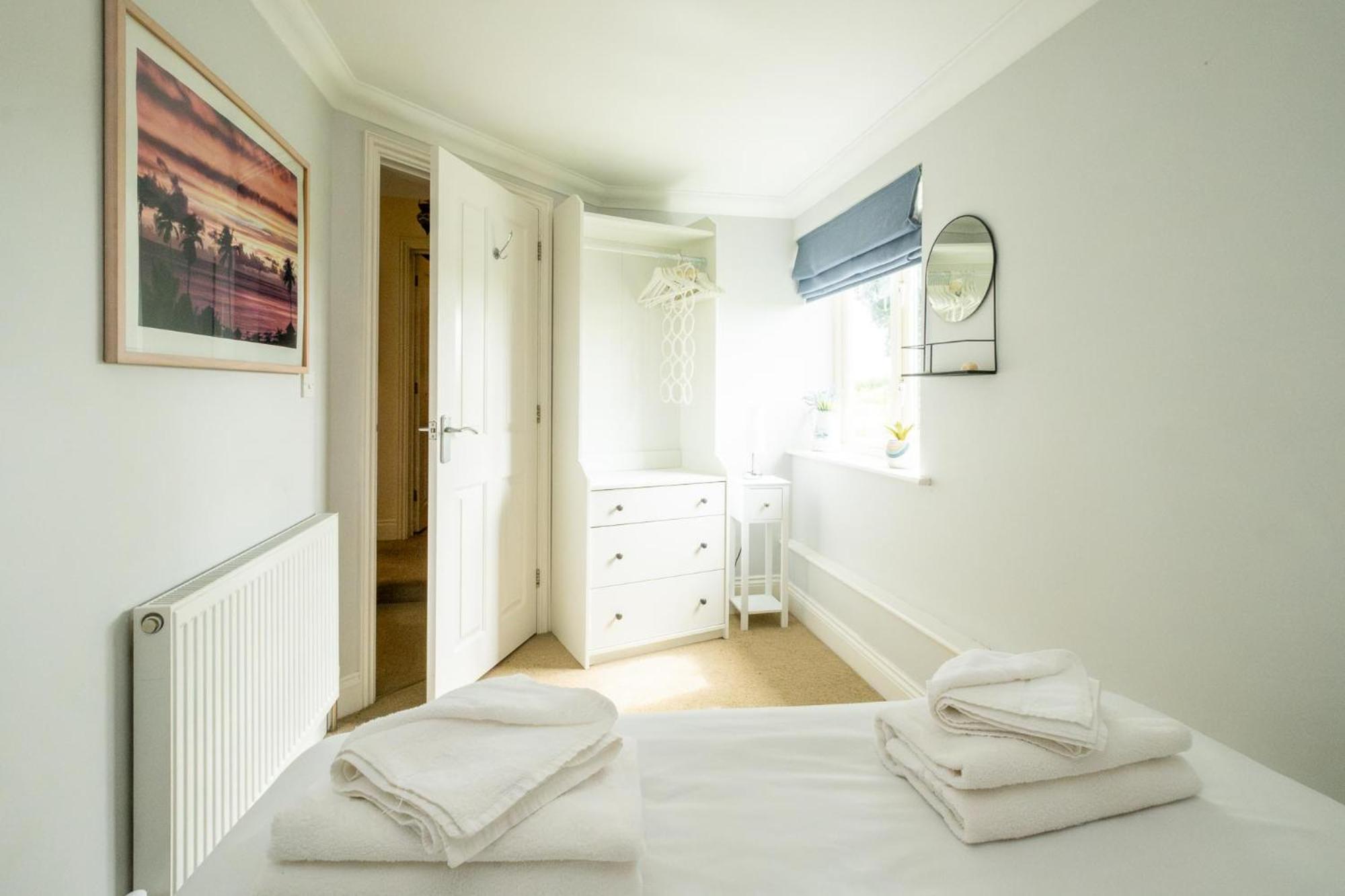 Three-Bedroom House photo 1