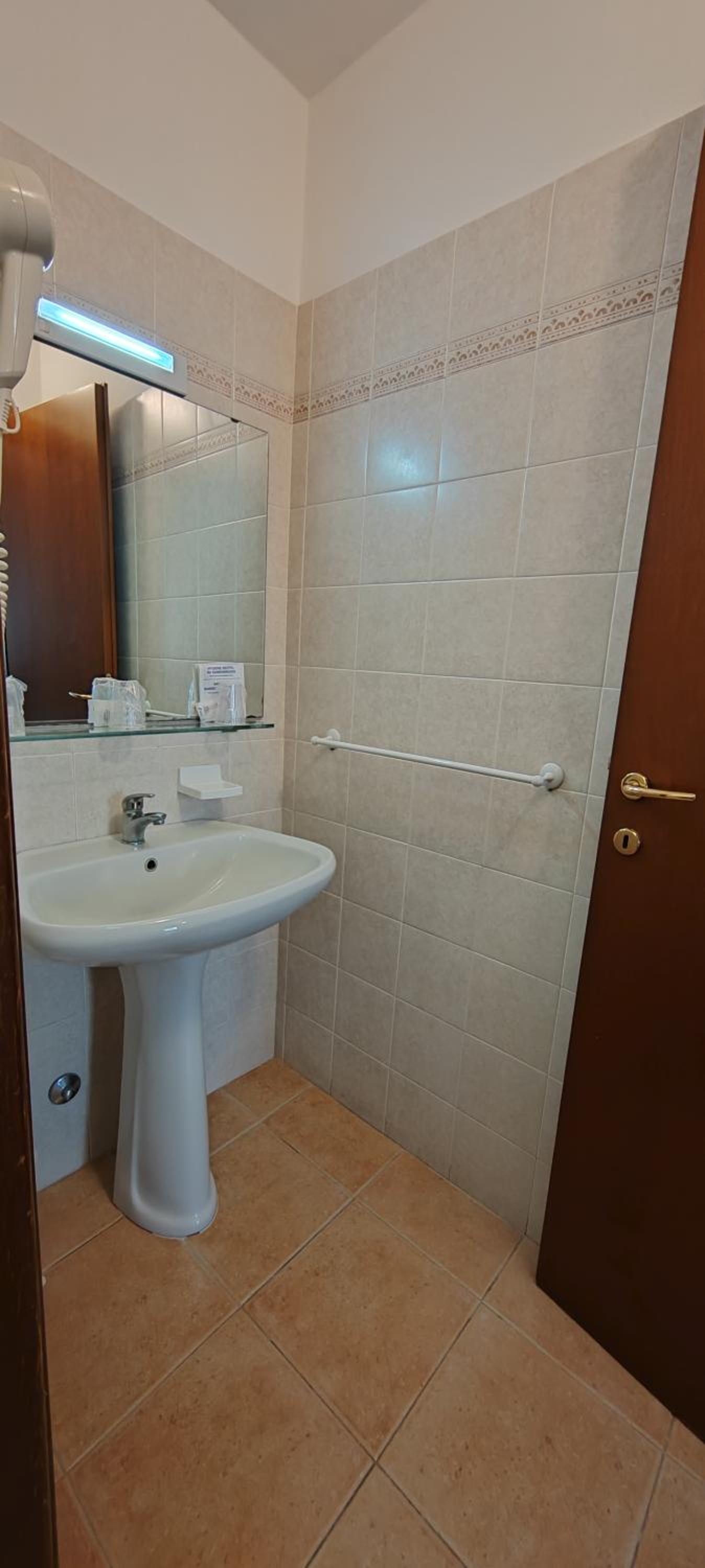 Triple Room - Photo 3