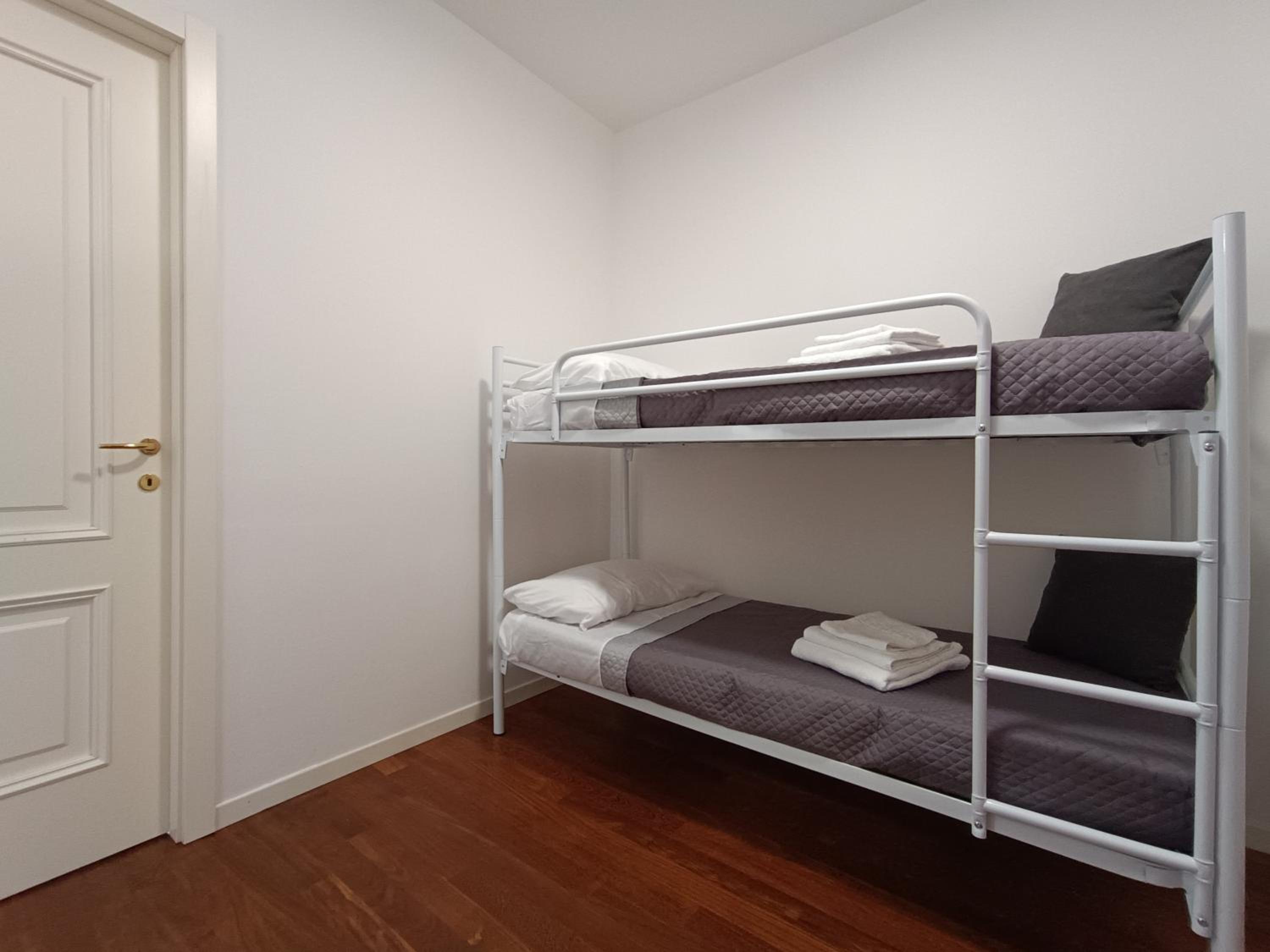 Two-Bedroom Apartment photo 3