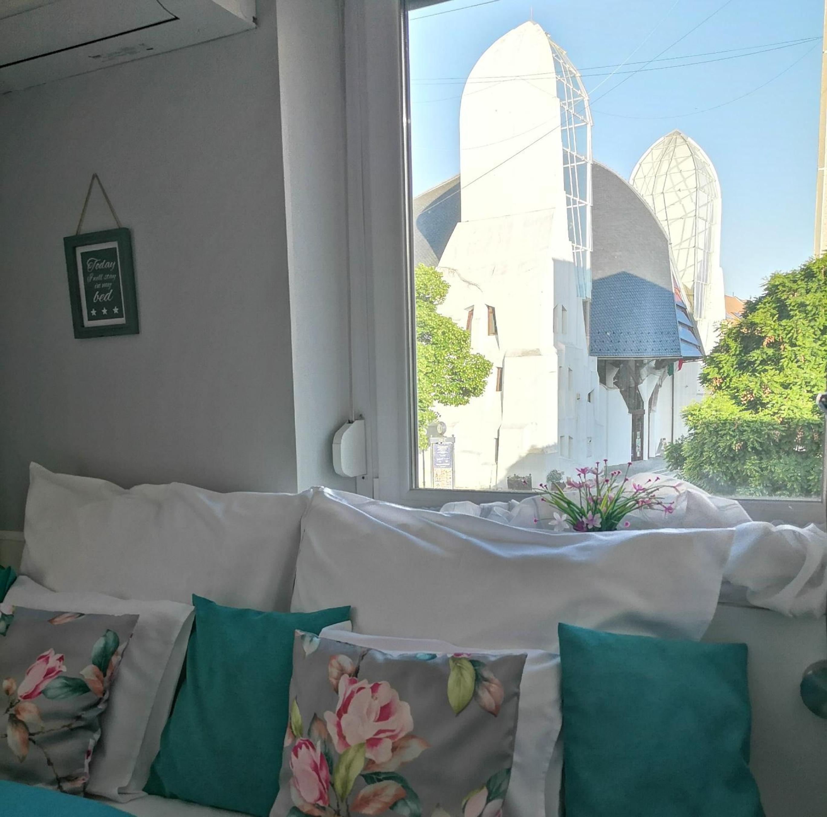 Two-Bedroom Apartment - Photo 26