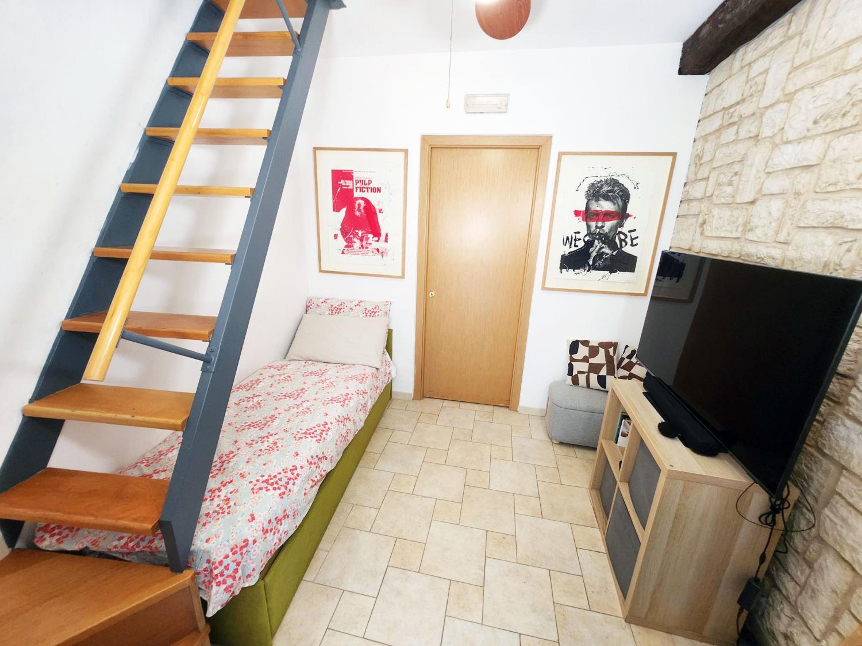 One-Bedroom House