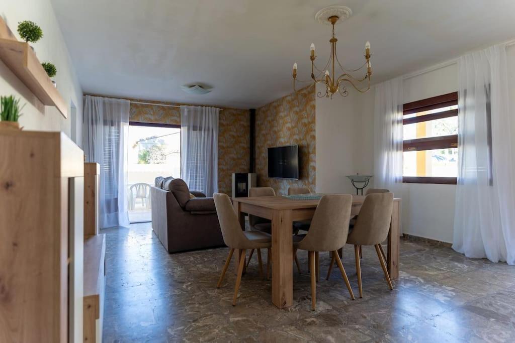 Villa de Tres Habitaciones