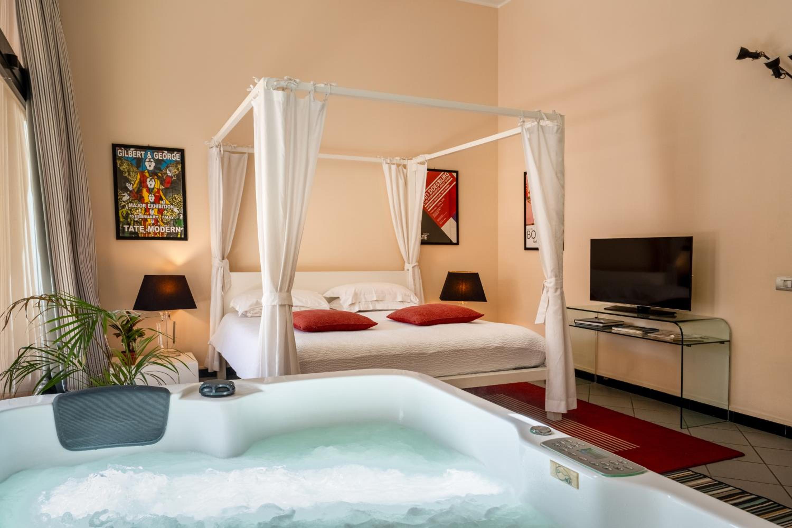 Junior Suite with Private Pool