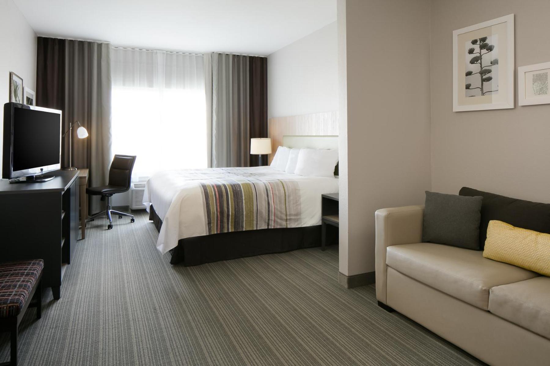 King Room - Disability Access/Non Smoking  - Photo 3