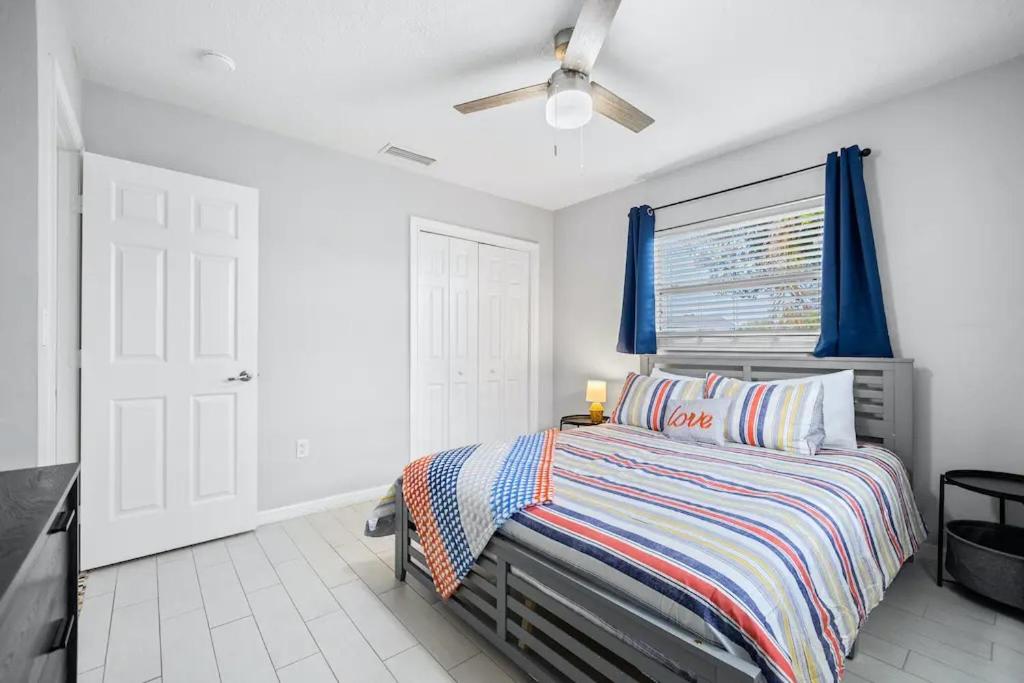 Four-Bedroom House photo 3